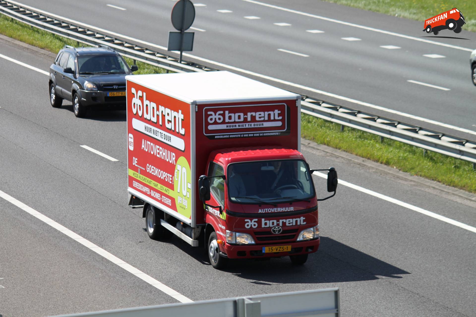 Toyota Dyna vrachtwagen van Bo-Rent