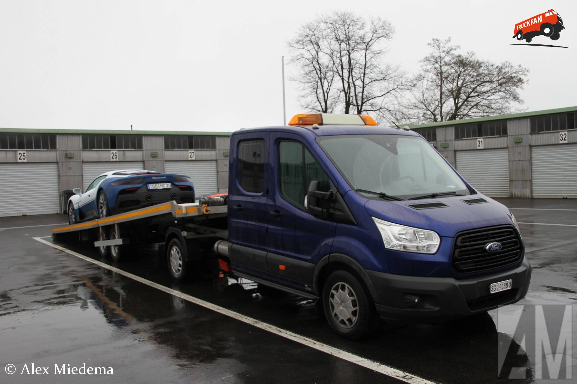 Ford Transit in Historisches Faherlager Nürburgring