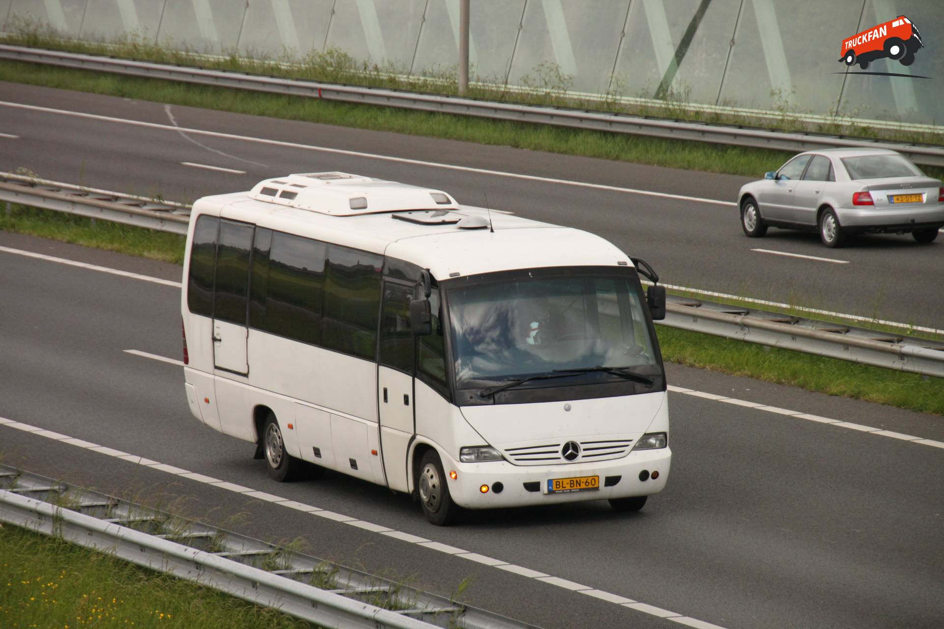 Mercedes-Benz touringcar van Jan de Wit op 12 mei 2014