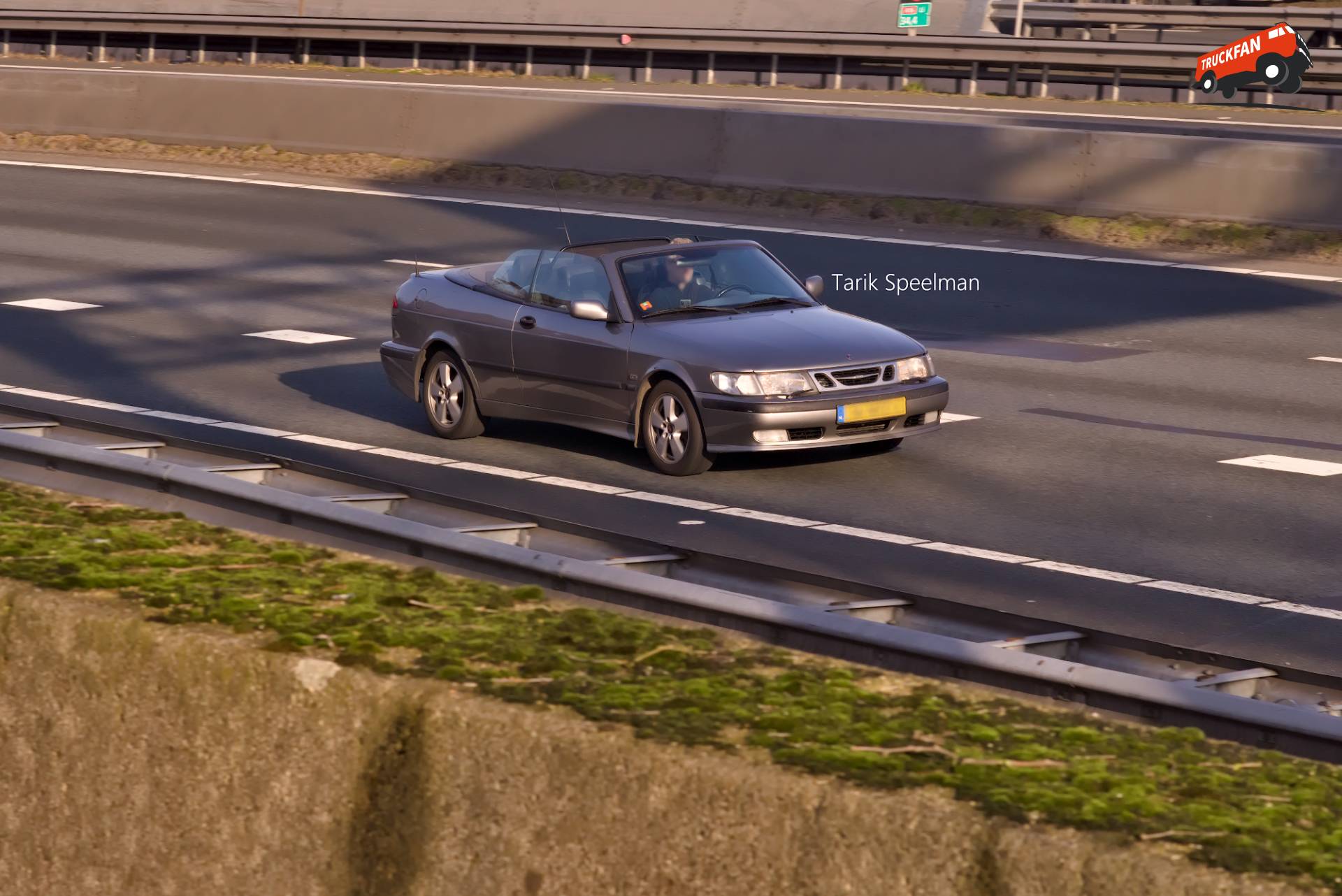 Zonnige rit met de Saab 9-3 Cabriolet langs de A16