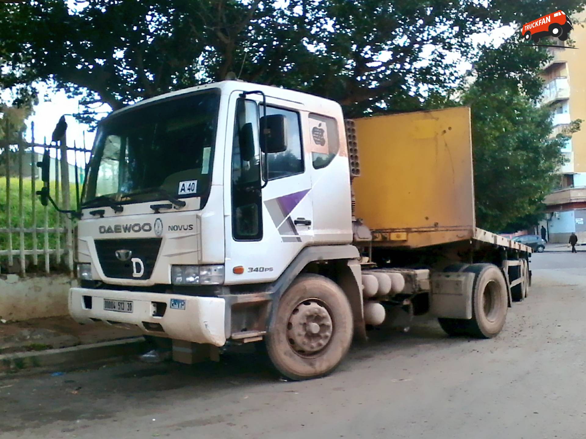 Daewoo Novus Vrachtwagen op Algerijnse Wegen in 2019