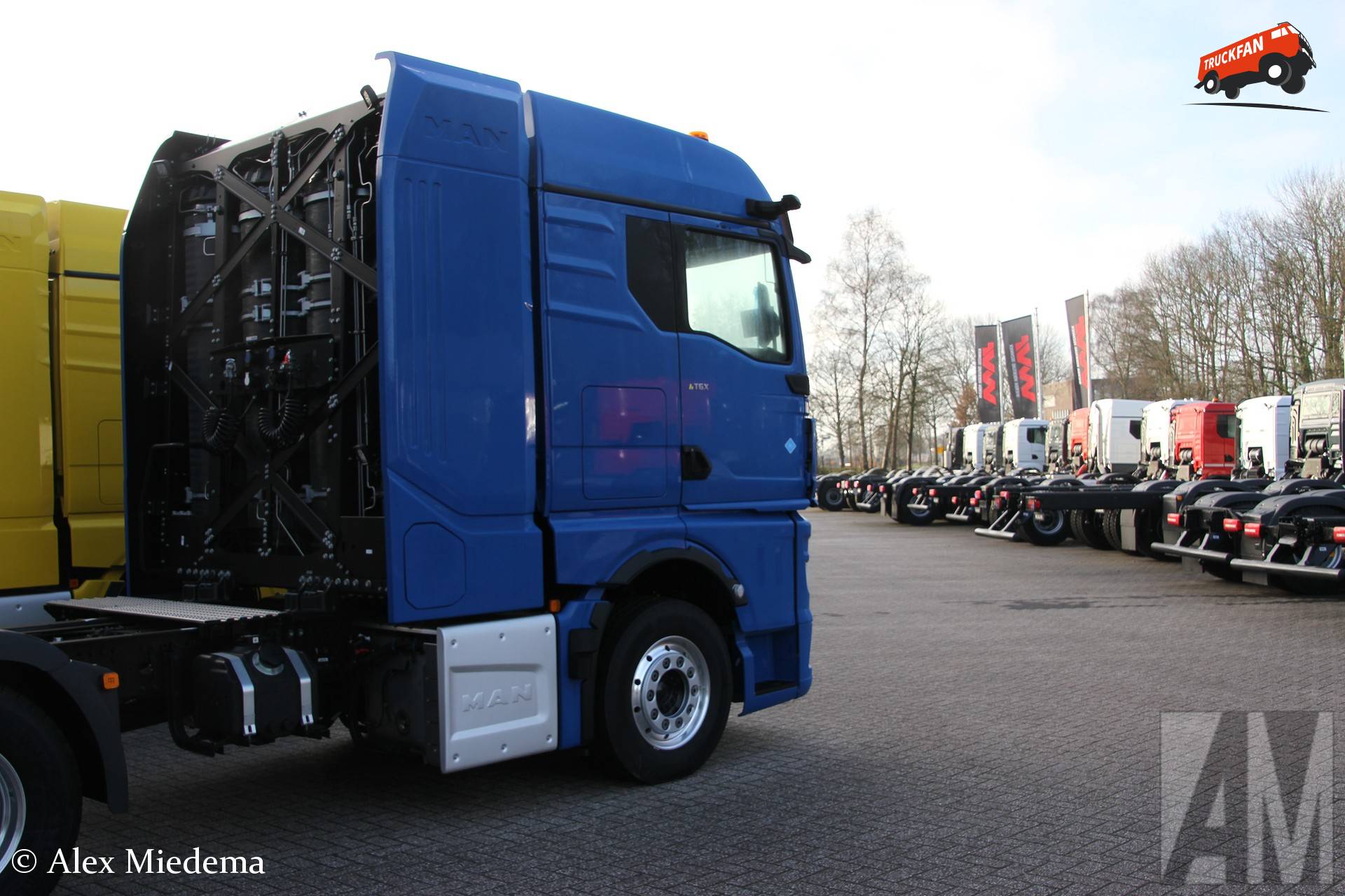 MAN hTGX waterstoftruck in Wierda Joure (december 2025)