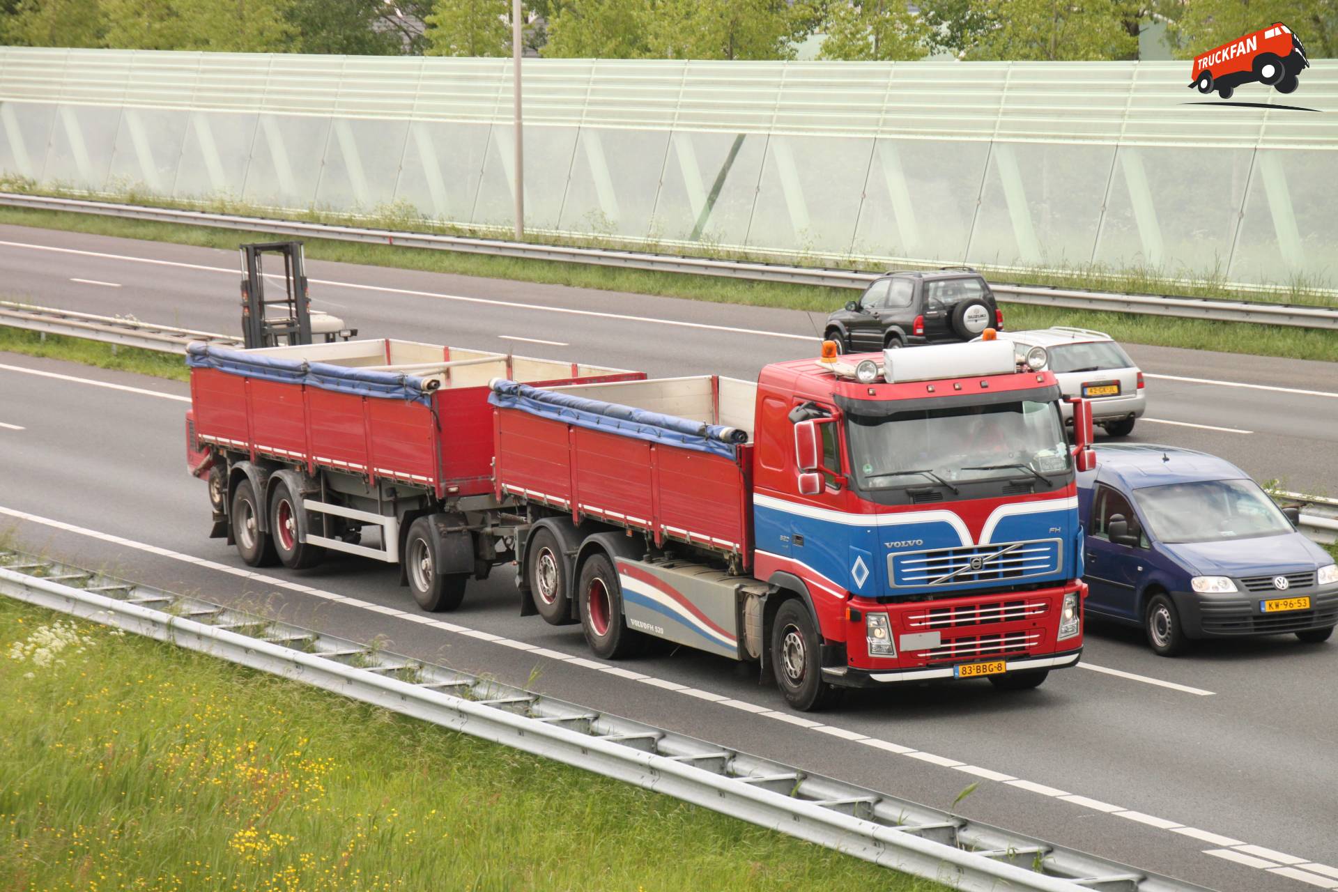 Volvo FH vrachtwagen vastgelegd op 12 mei 2014