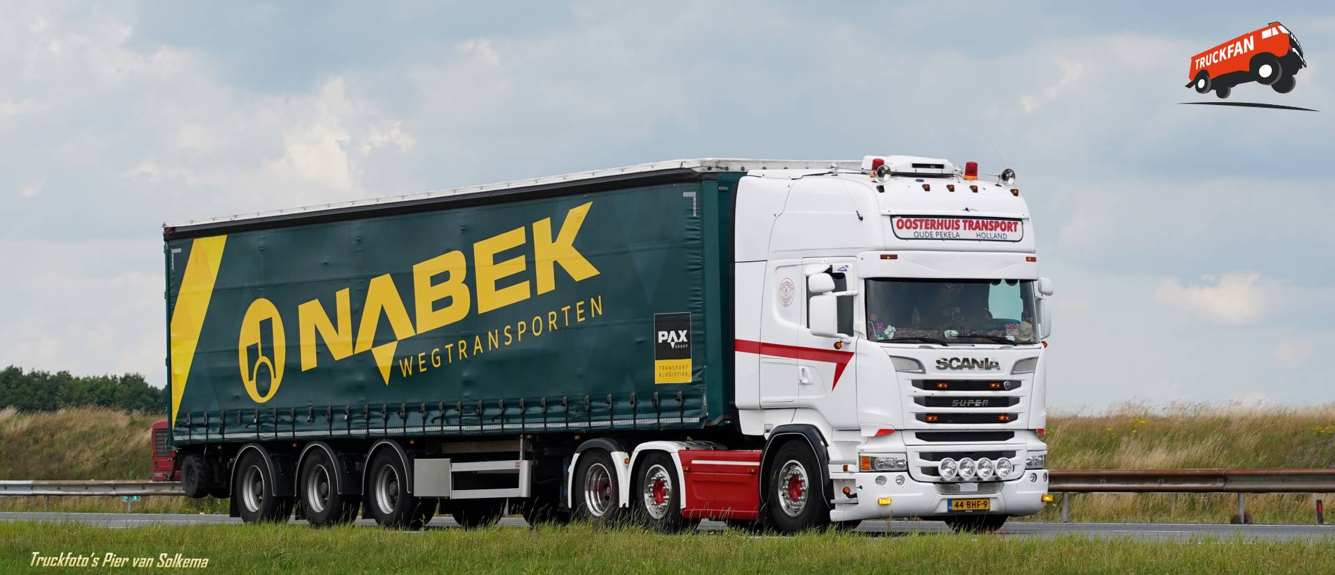 Scania R450 van Oosterhuis op de A7 bij Hoogezand