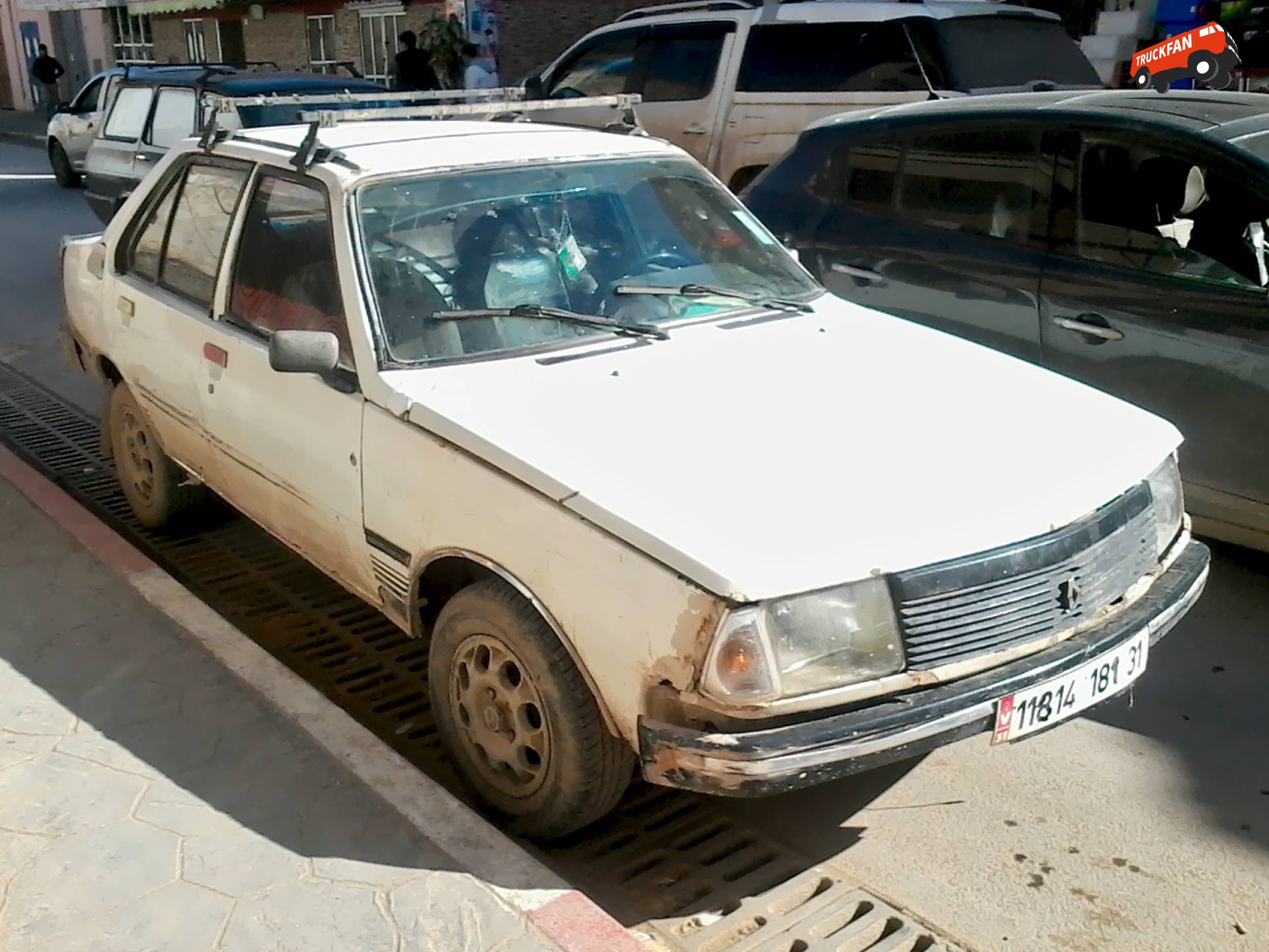 Renault 18 auto in Algerije, januari 2017