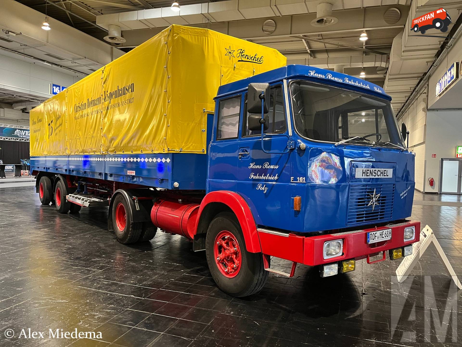 Henschel F161 met Kempf oplegger op IAA 2024 in Hannover