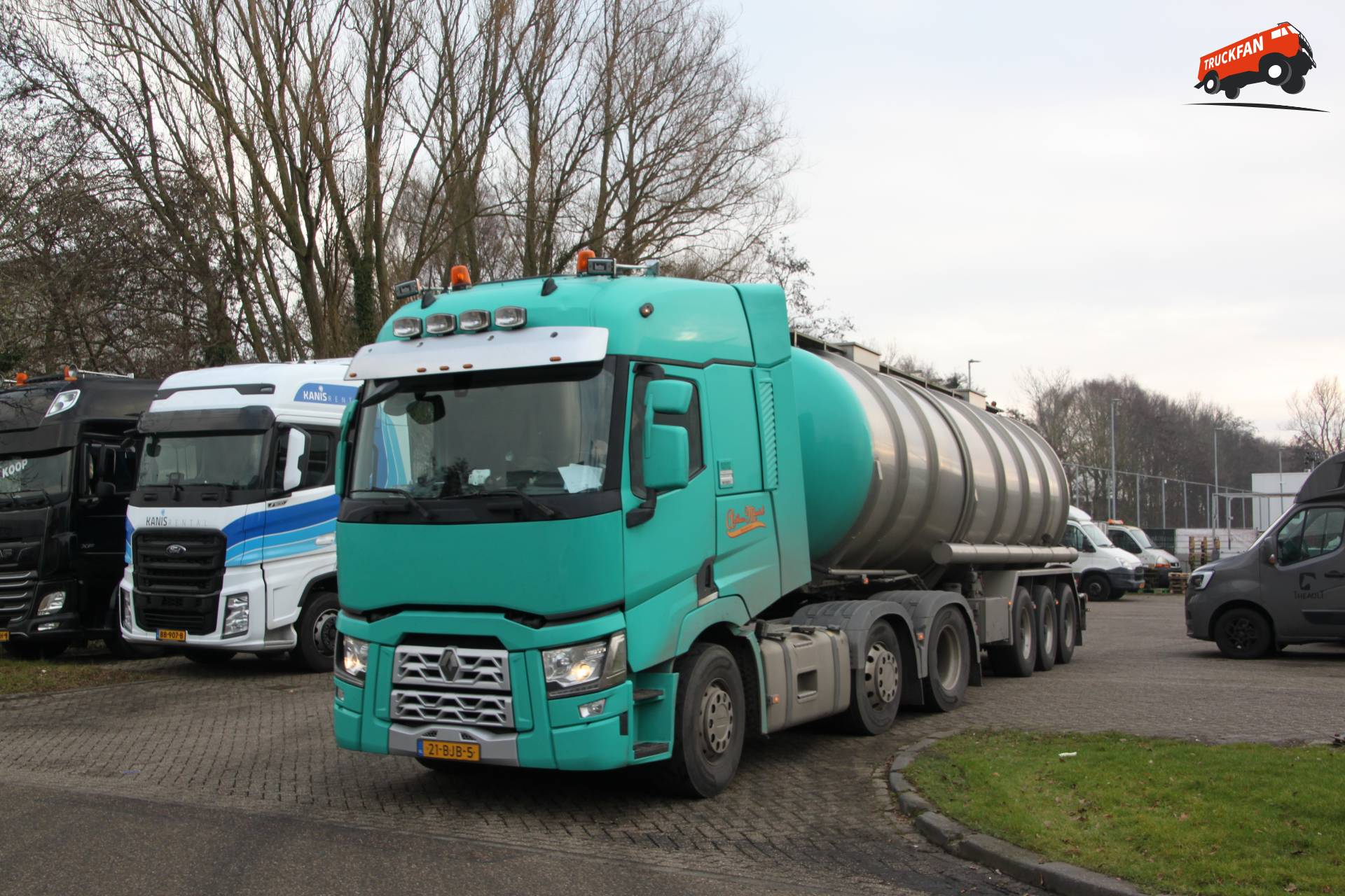 Renault T-Serie vrachtwagen van Arthur Mantel in actie