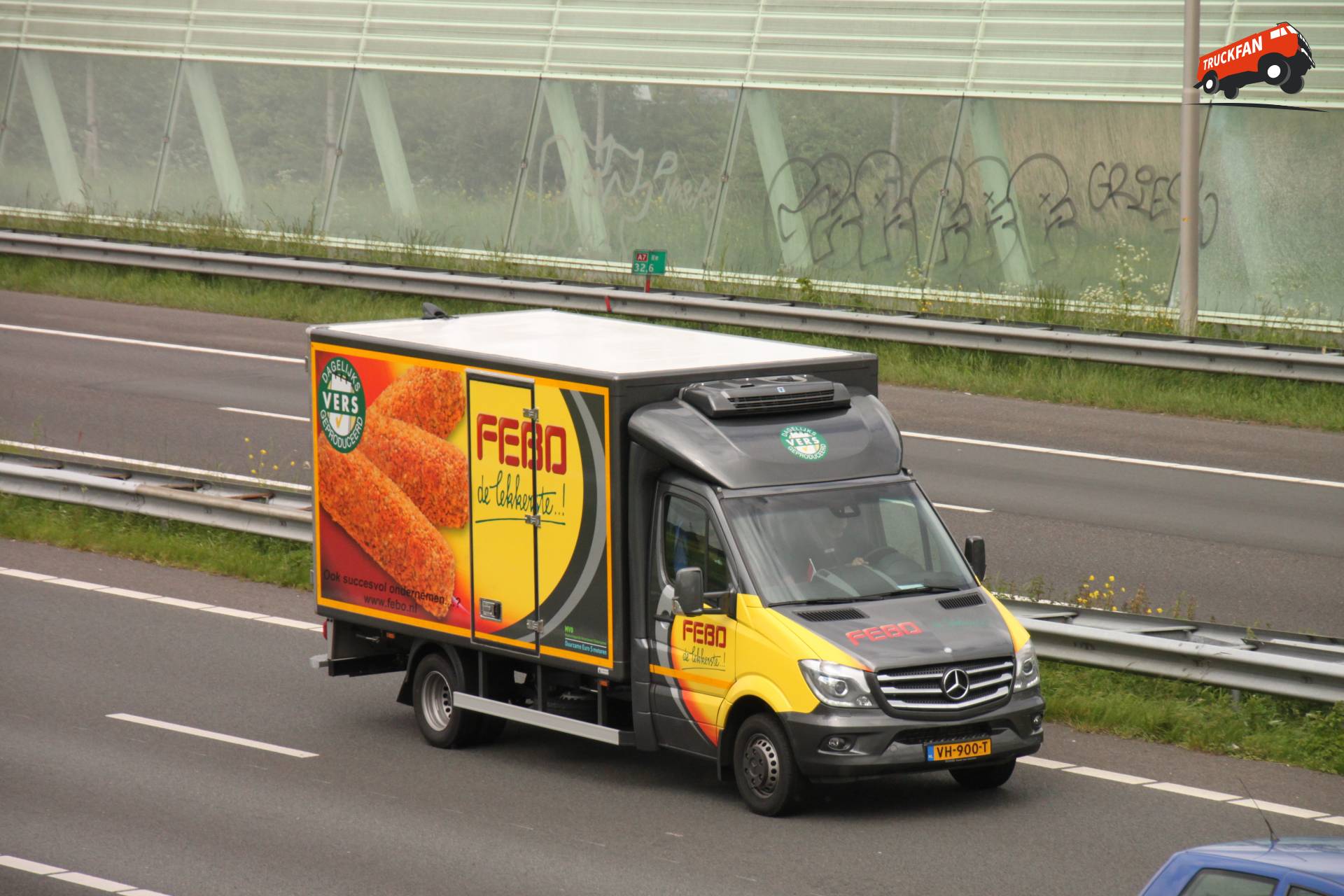 Mercedes-Benz Sprinter bij Febo op 12 mei 2014