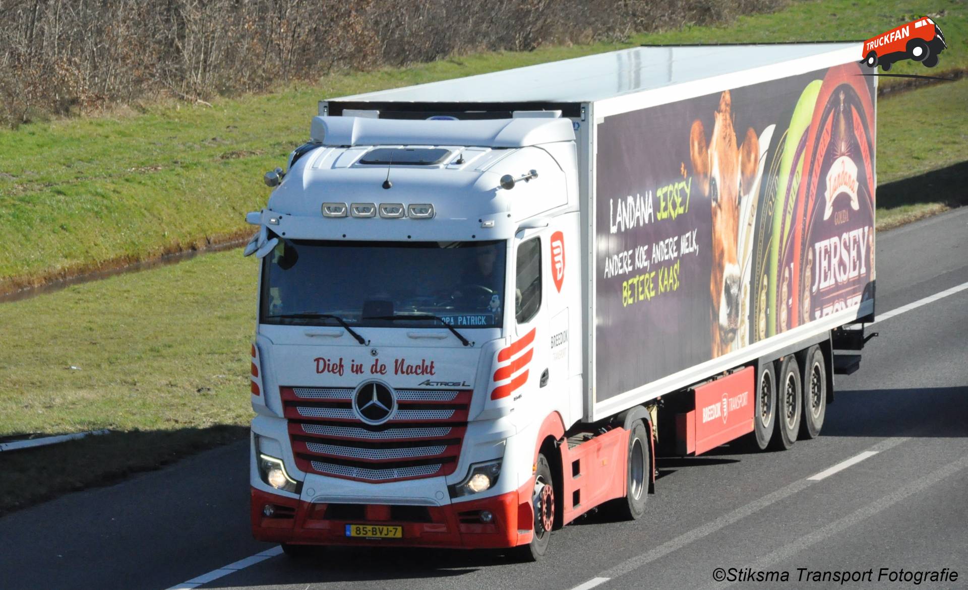 Mercedes Actros L van Breedijk Transport met koeloplegger