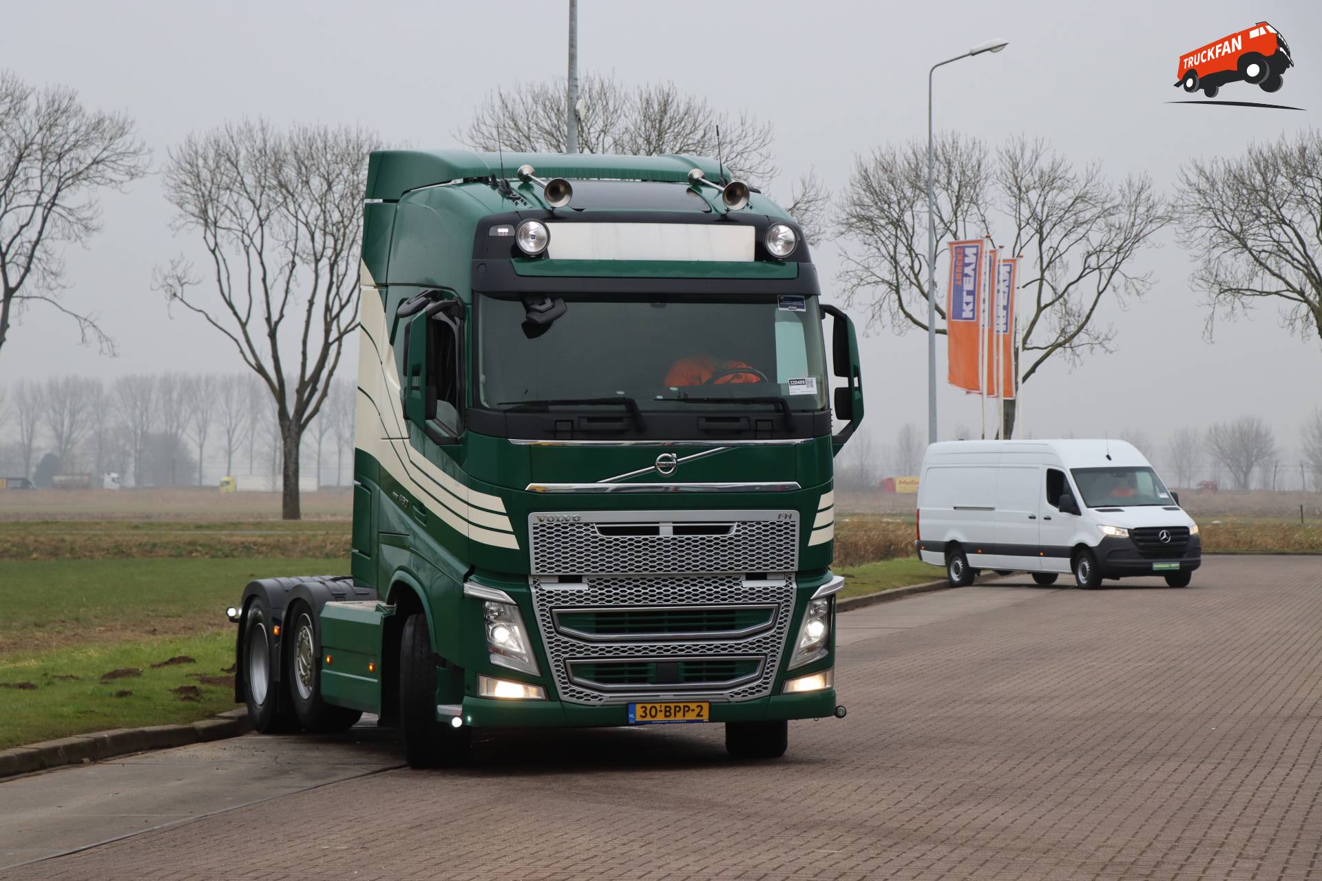 Drie fotografen synchroon aan het werk bij Kleyn