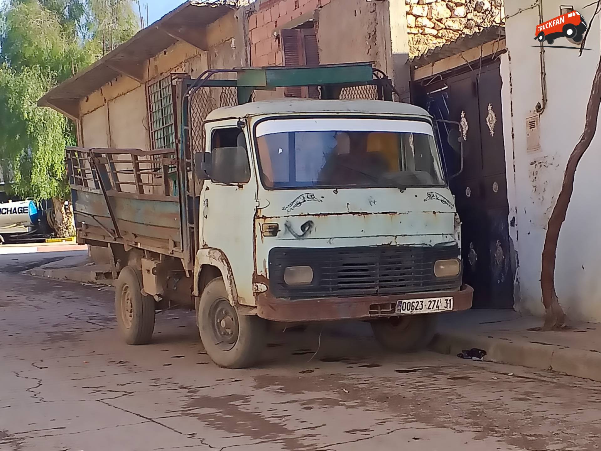 Renault SG Voertuig in Algerije