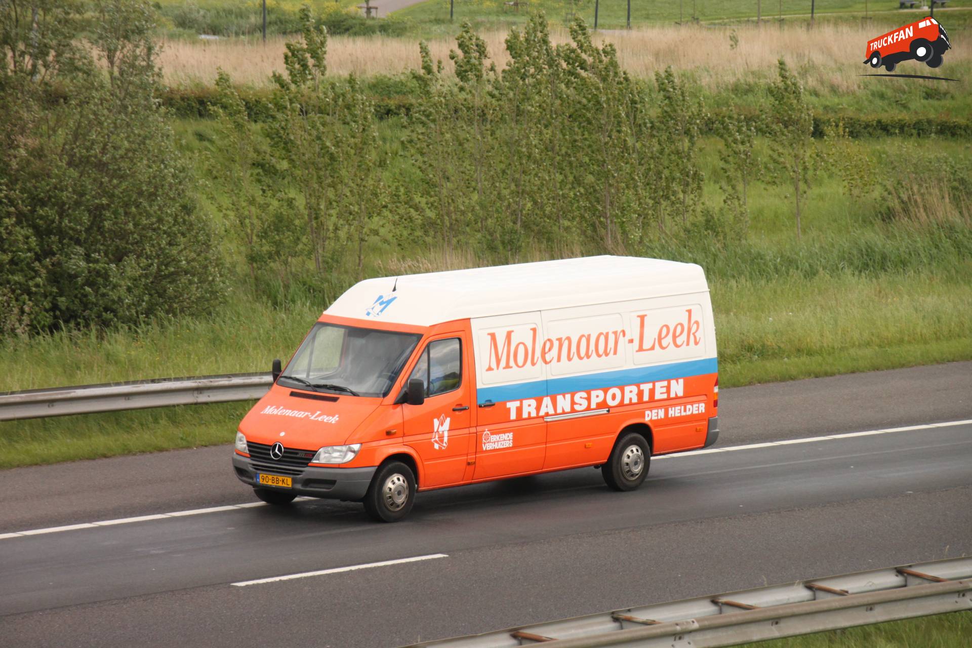 Mercedes-Benz Sprinter bij Molenaar-Leek op 12 mei 2014
