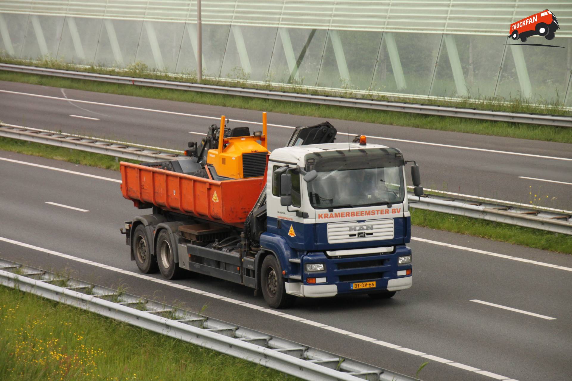 MAN TGA vrachtwagen bij Kramer Beemster in actie