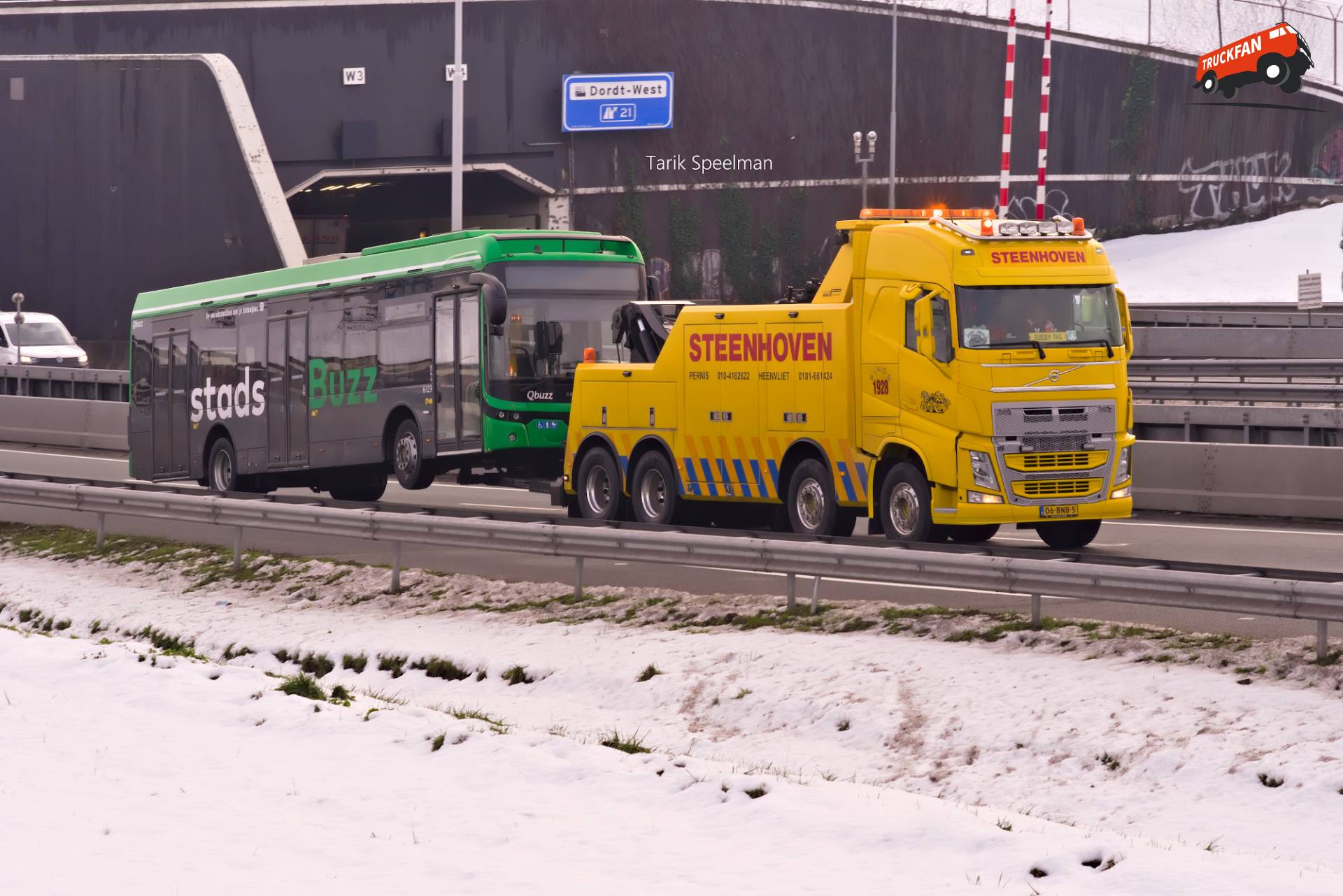 Volvo FH 4th Gen bergingsvoertuig van Steenhoven op A16