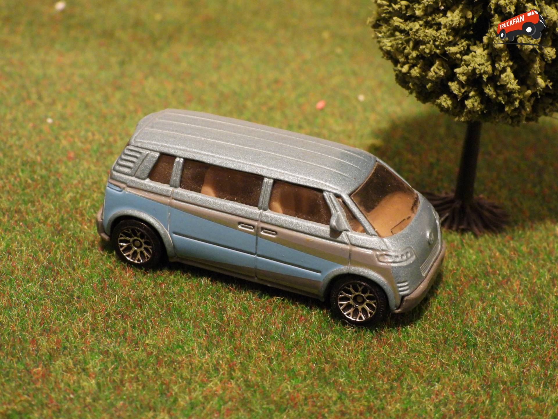 Volkswagen Microbus Model van Matchbox