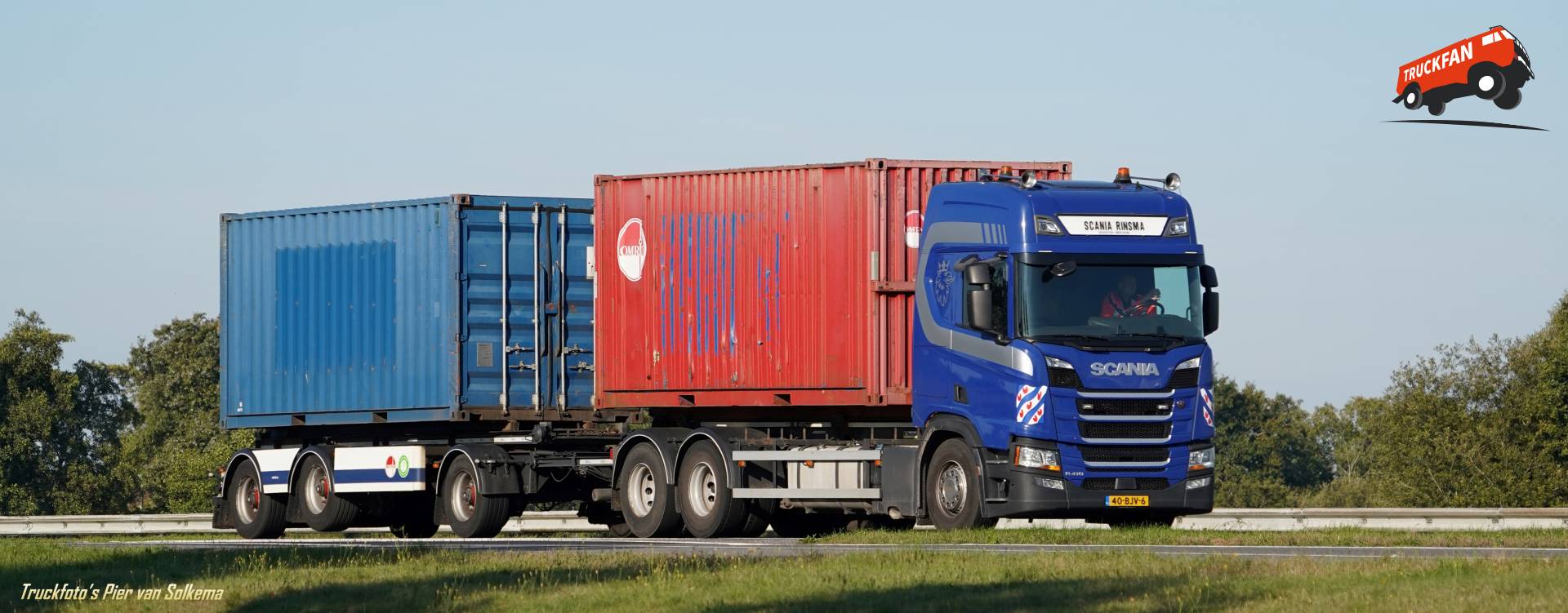 Scania R450 transport container op A28 Veeningen