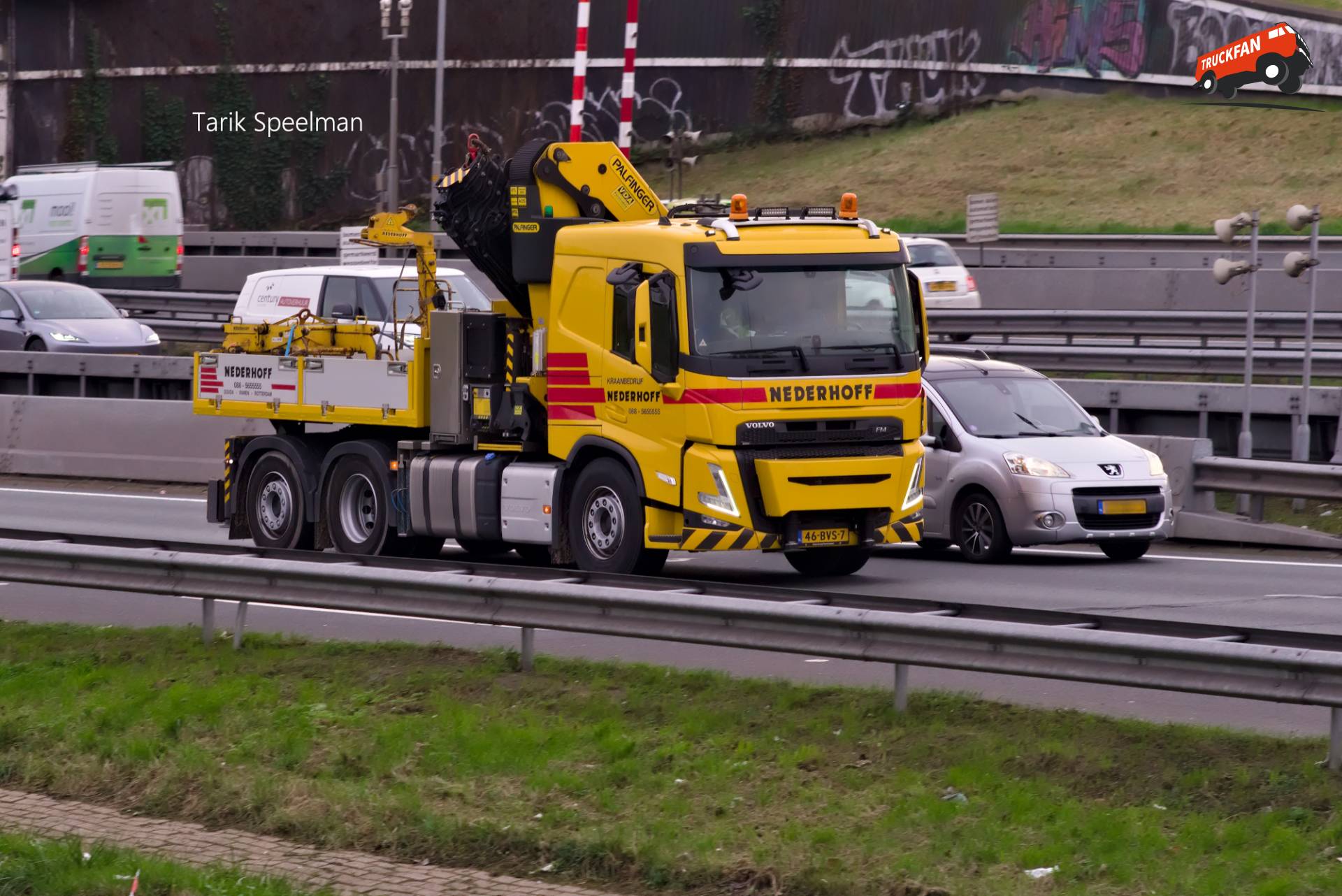 Volvo FM 5th Gen van Nederhoff op A16