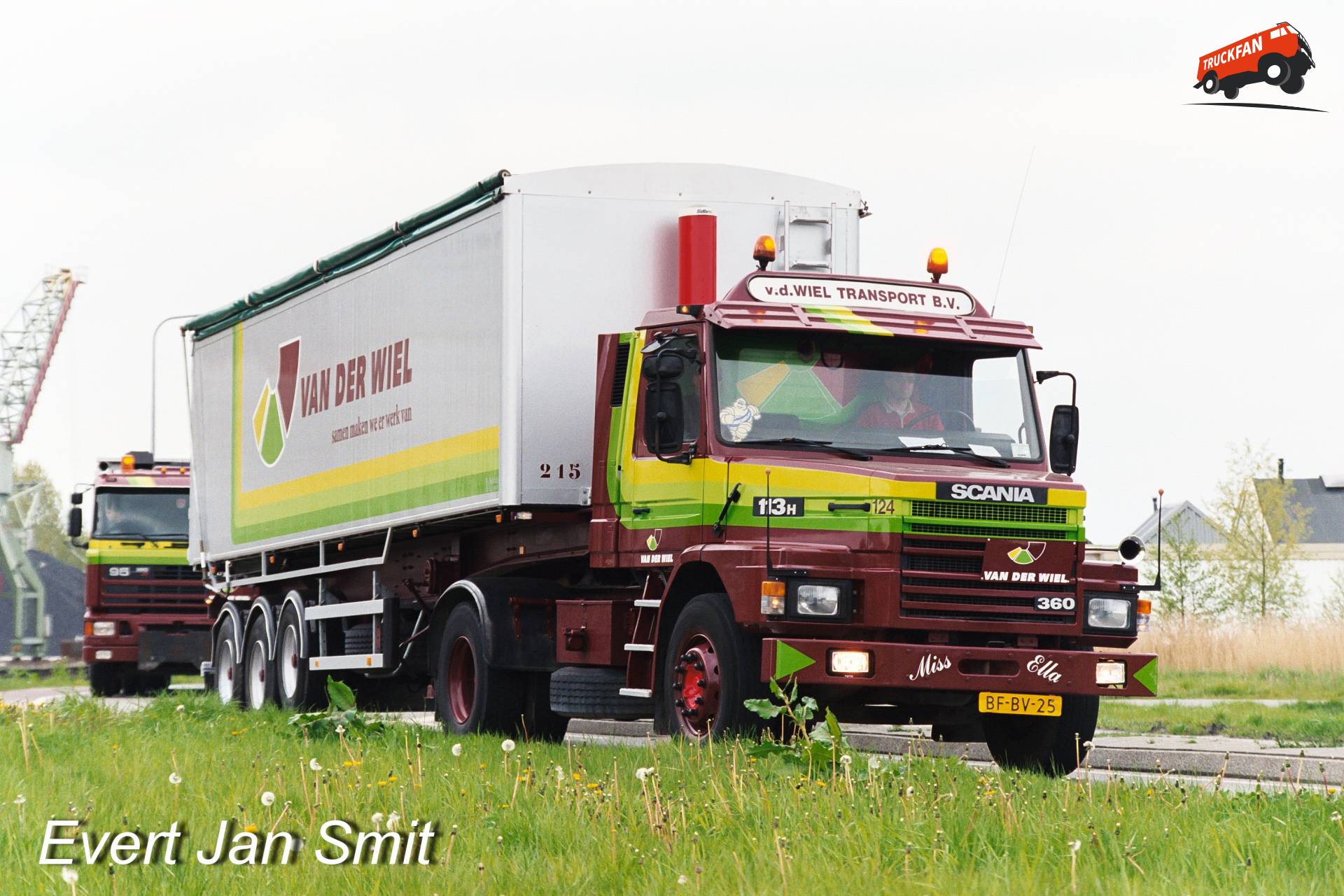 Scania T113H with a large tipper trailer