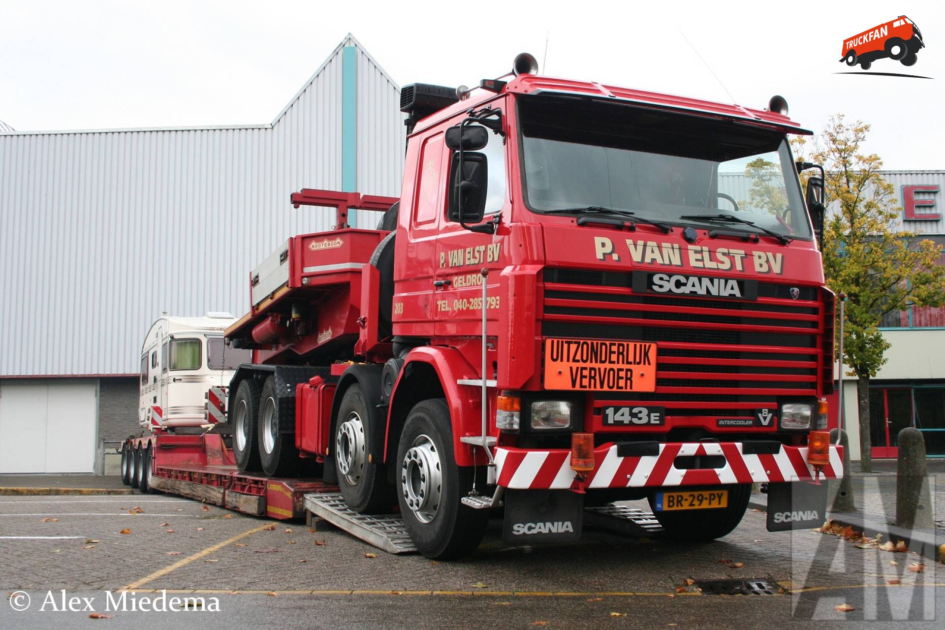 Beers SCANIA RE 8X4 ZS 140180