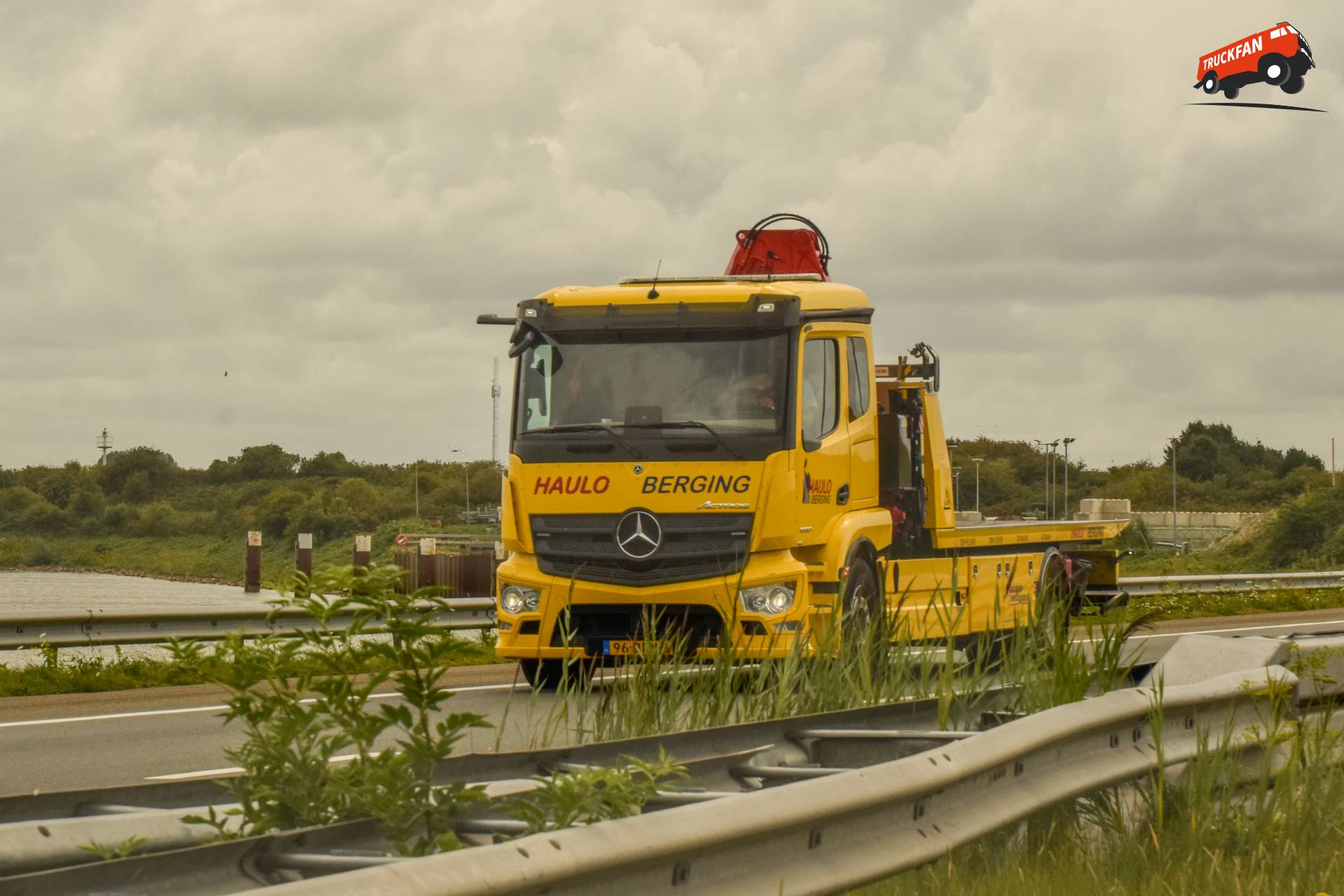 Mercedes Benz Actros MP5 Haulo Berging Schagen