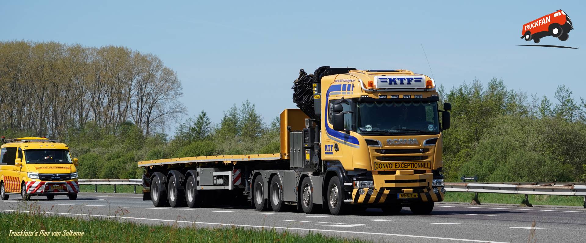 Scania R450 van KTF op speciale transportrit bij A28 Veeningen