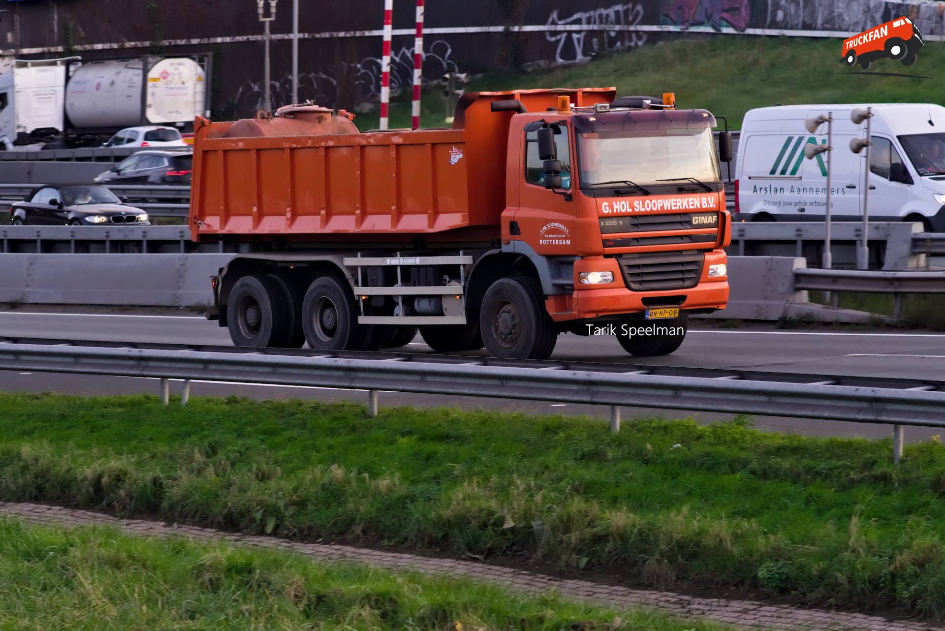 GINAF X3335-S vrachtwagen met kenteken BN-NP-08