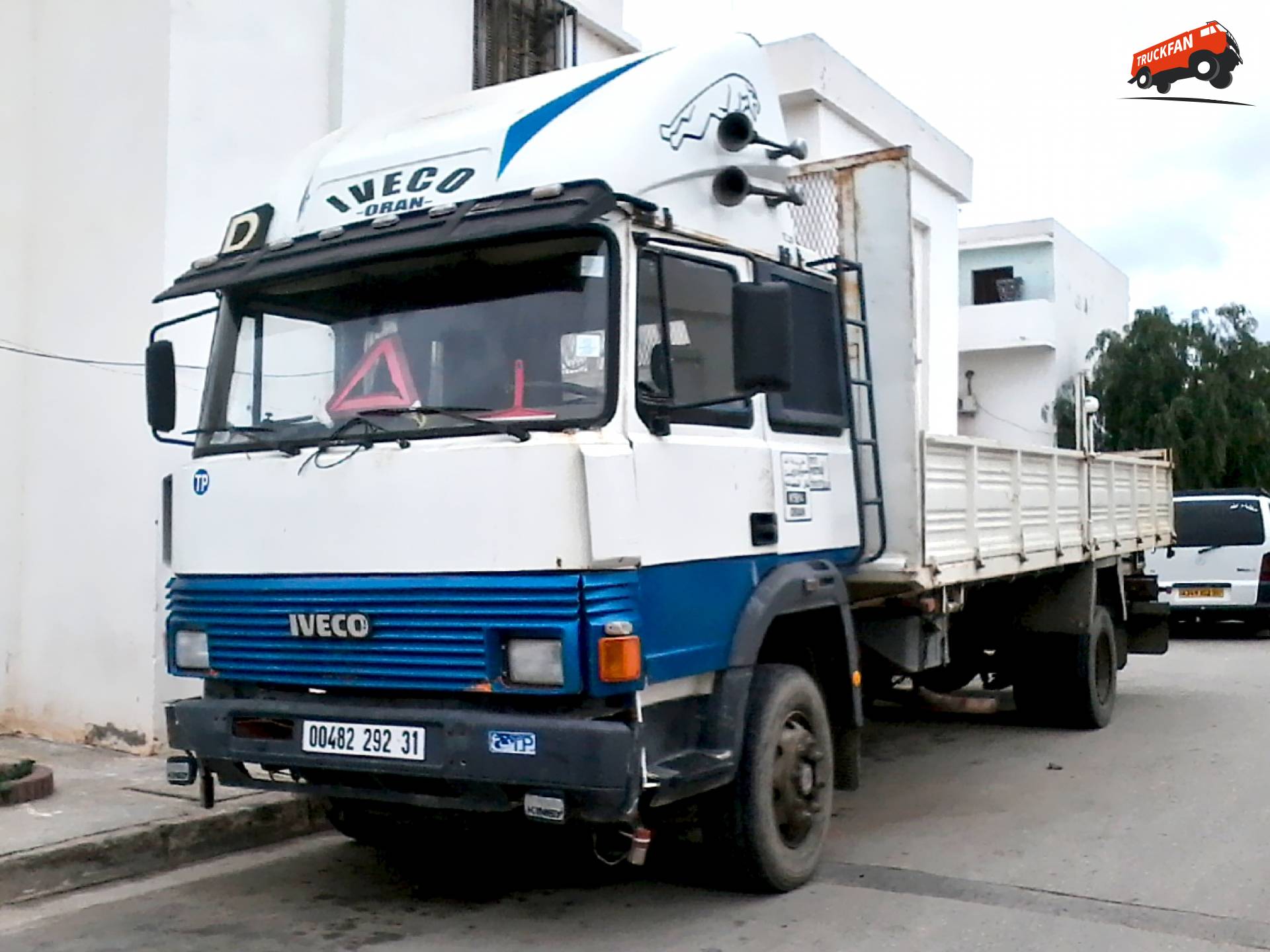Iveco transportvoertuig vastgelegd in Algerije 2019