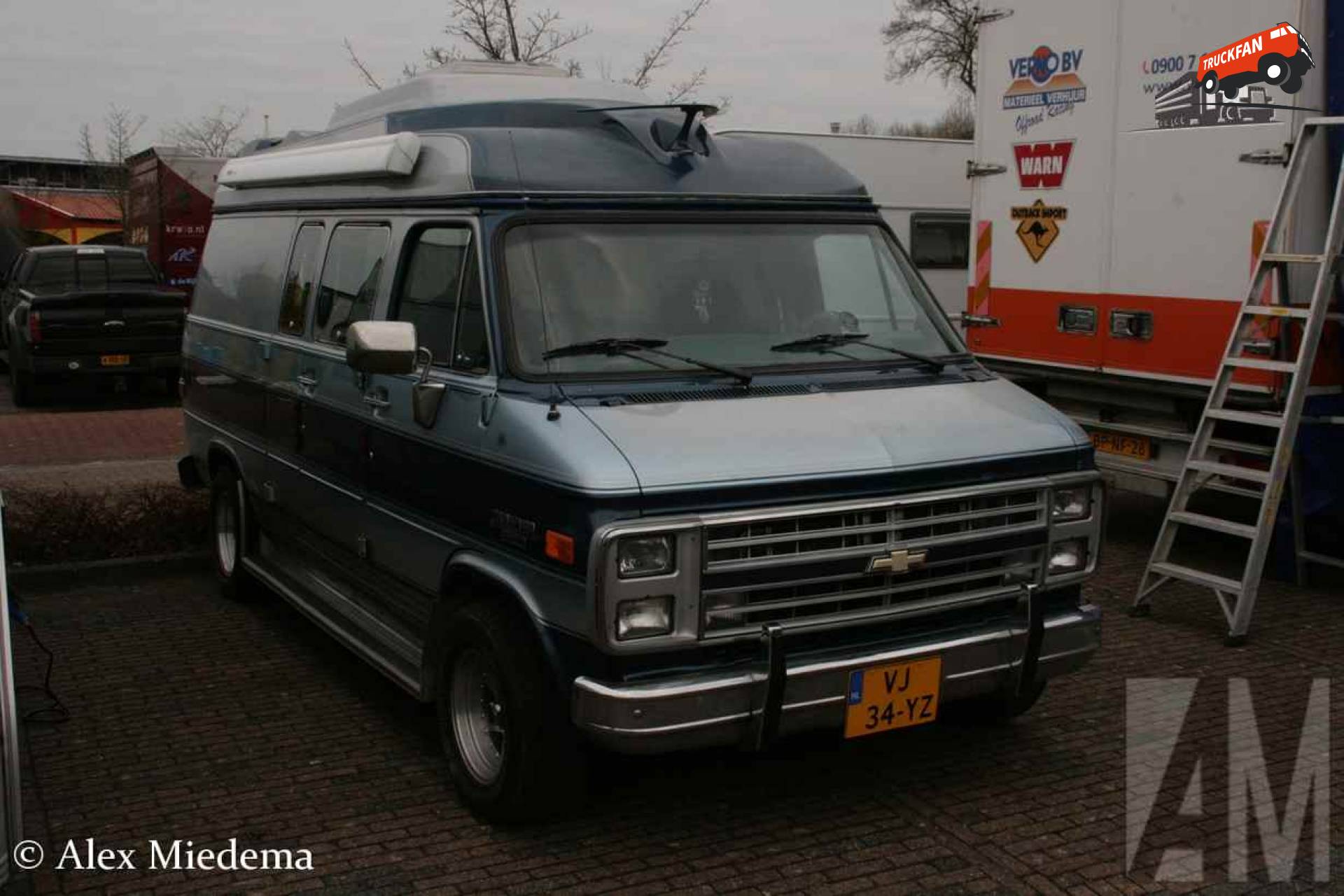 Chevrolet Chevy Van