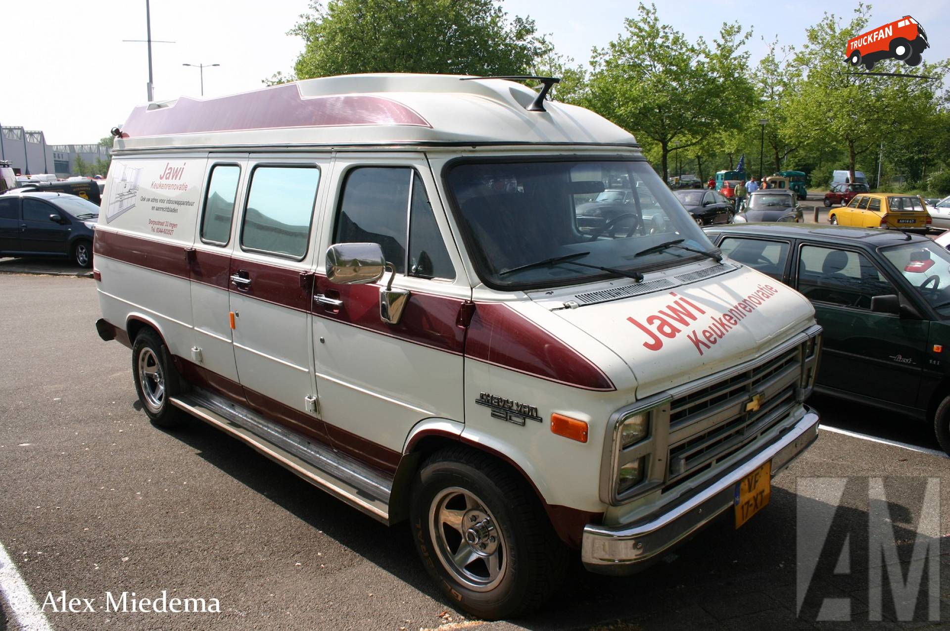 Chevrolet Chevy Van