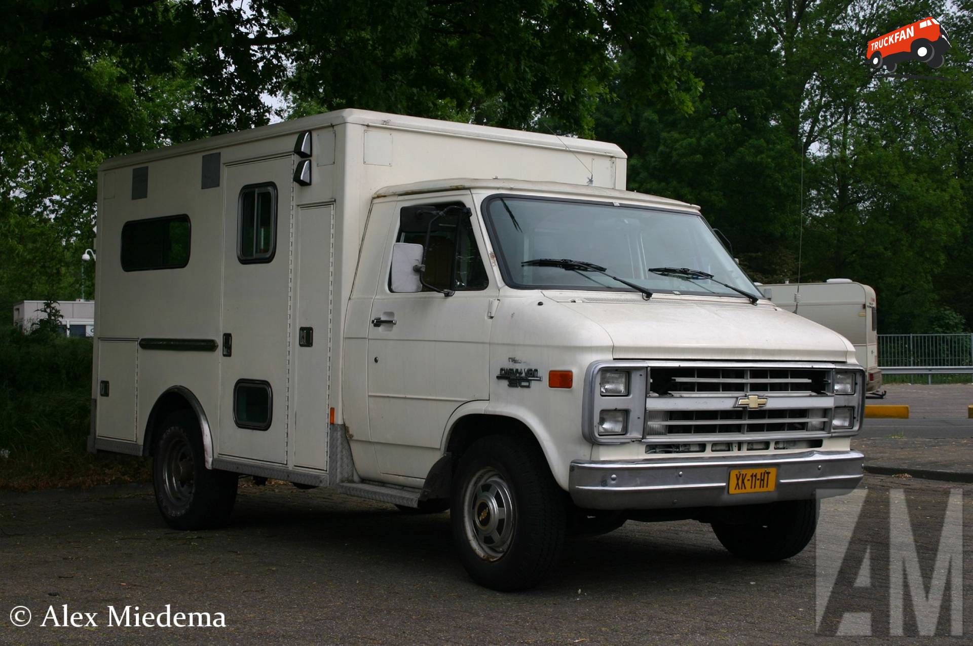 Chevrolet Chevy Van