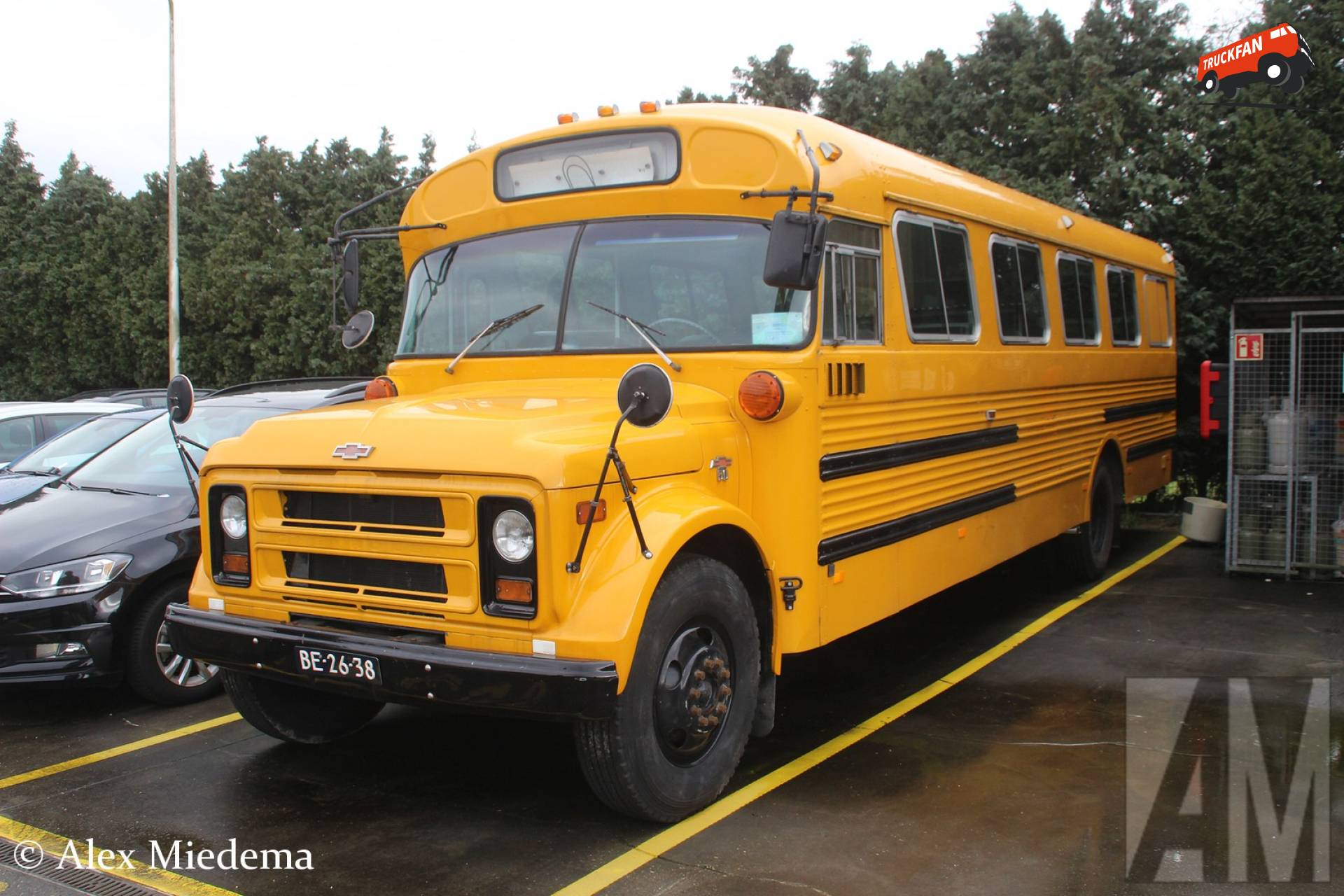 Chevrolet schoolbus
