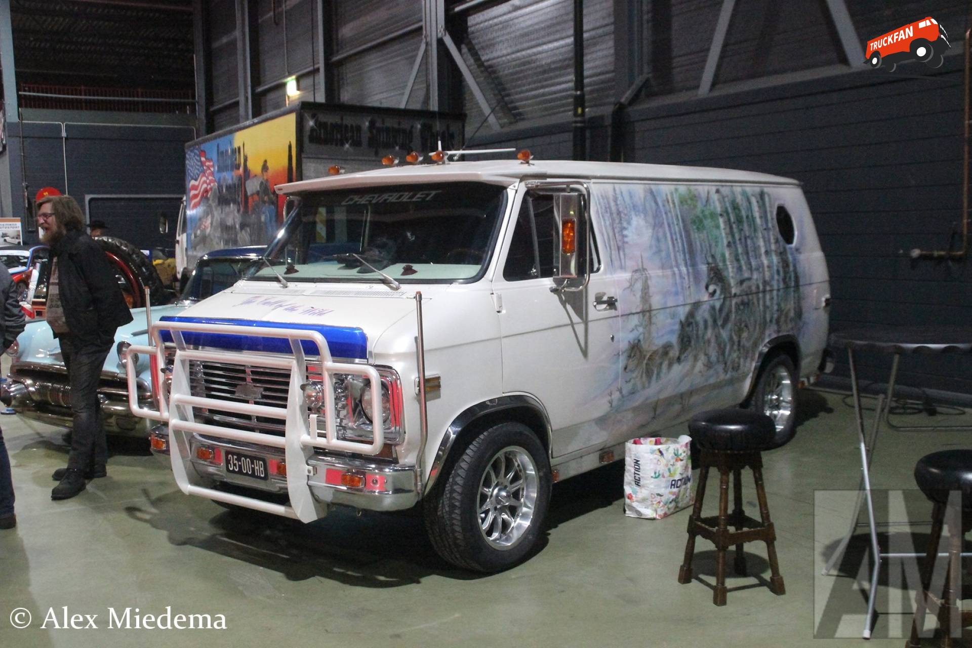 Chevrolet Chevy Van
