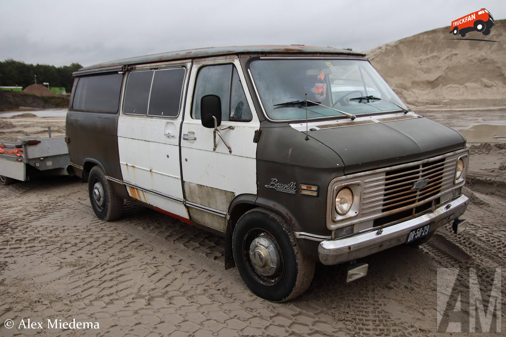 Chevrolet Chevy Van