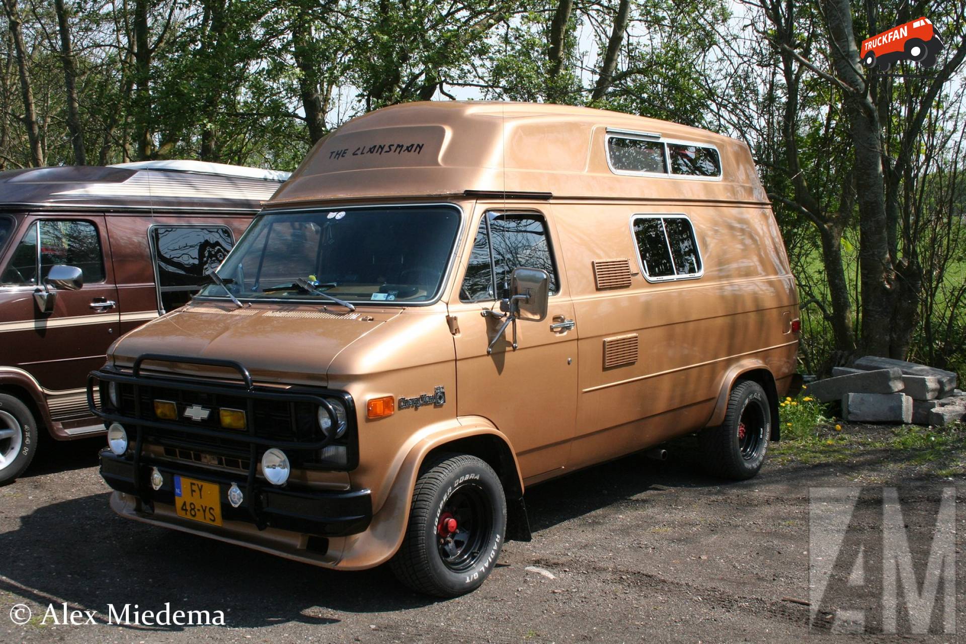Chevrolet Chevy Van