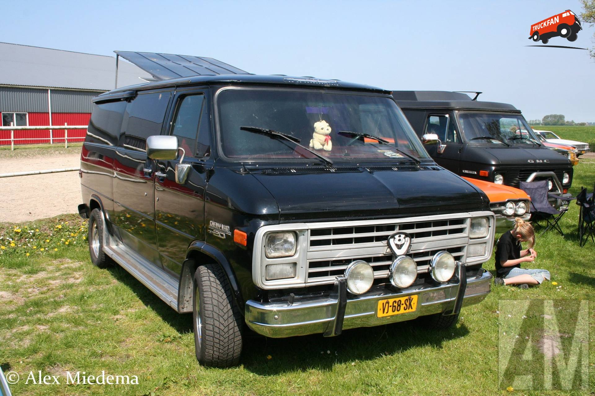 Chevrolet Chevy Van