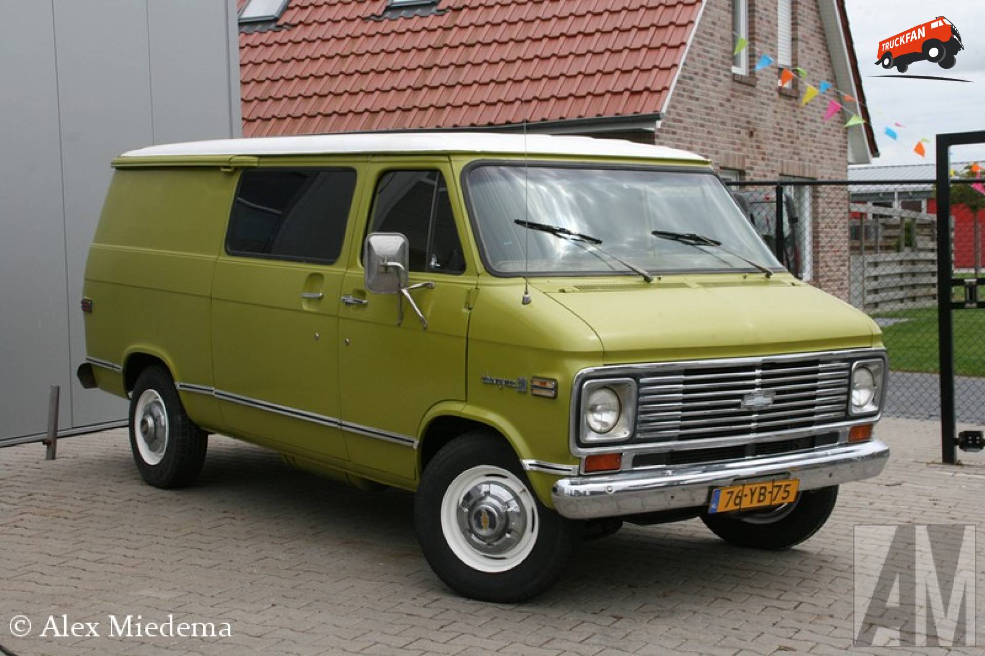 Chevrolet Chevy Van