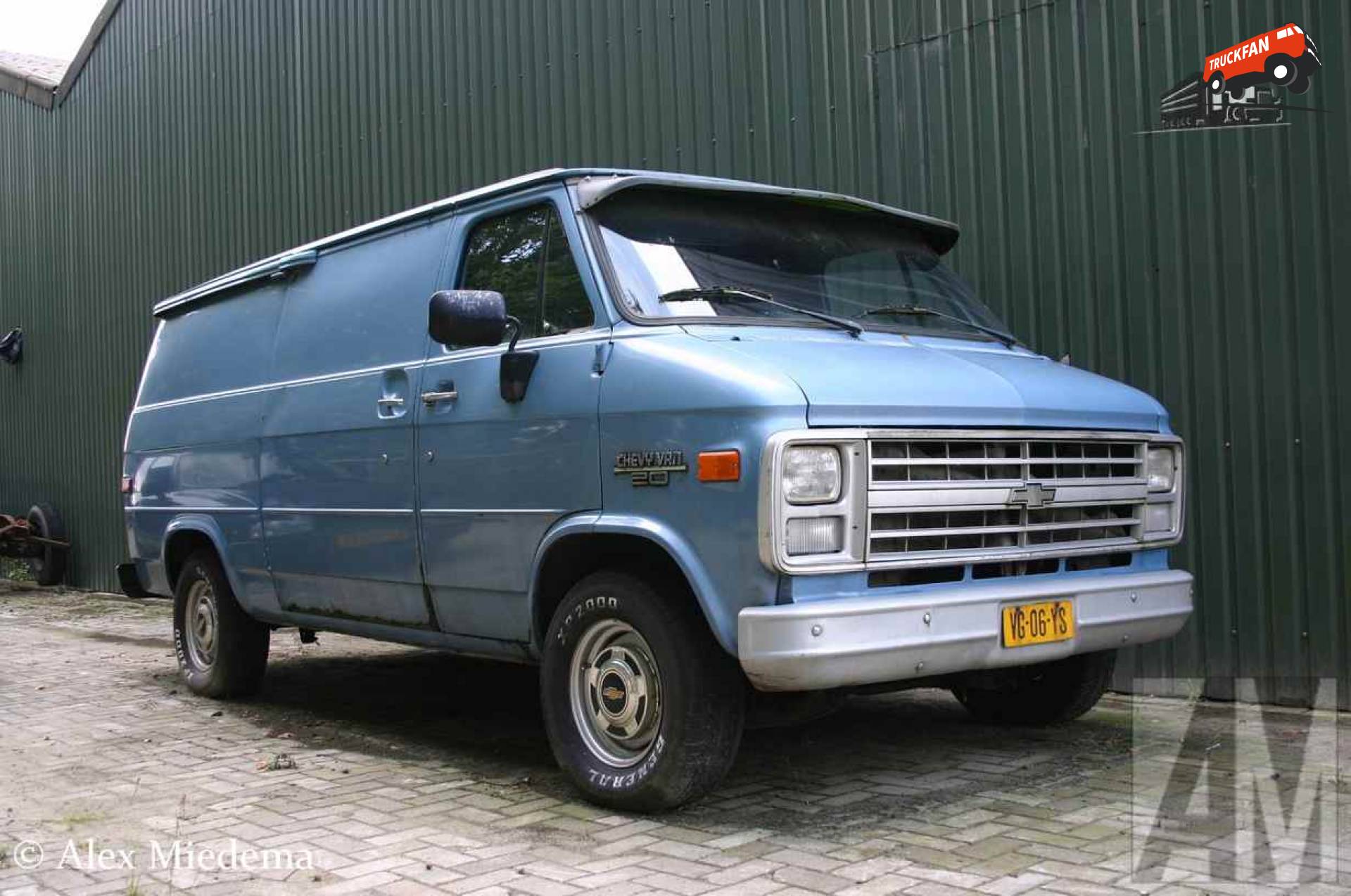 Chevrolet Chevy Van