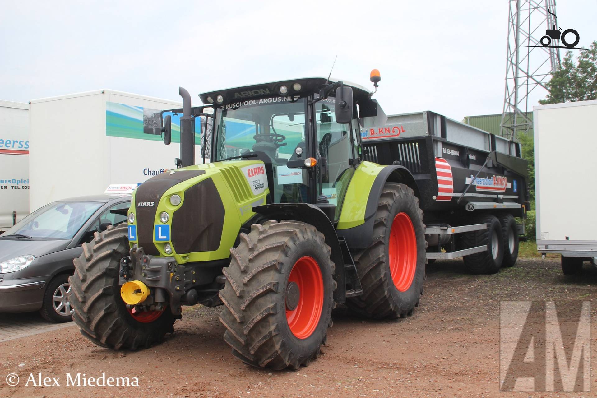 Claas Arion 550