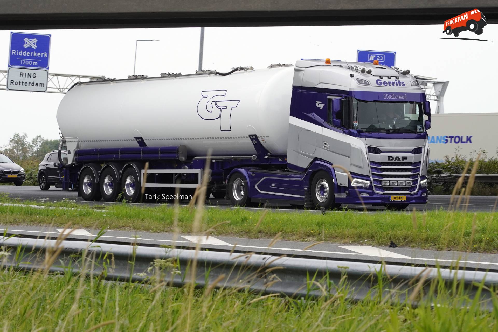 Vrachtwagen van Gerrits Wijchen Internationaal Transport op A16