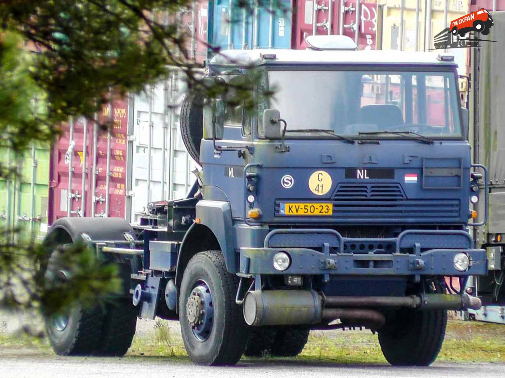 Foto DAF YT 2300 van Ministerie van Defensie - TruckFan België
