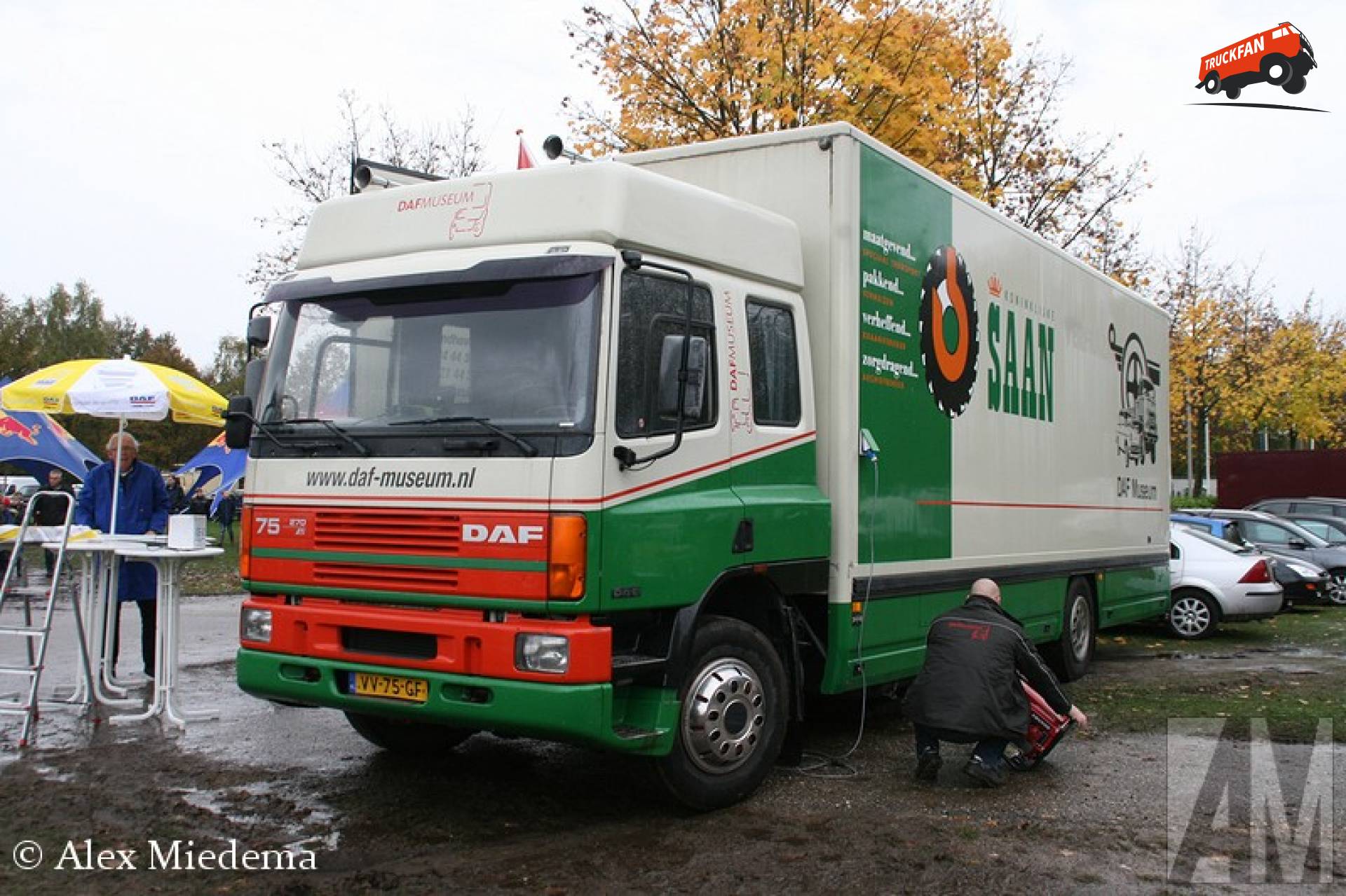 DAF 75