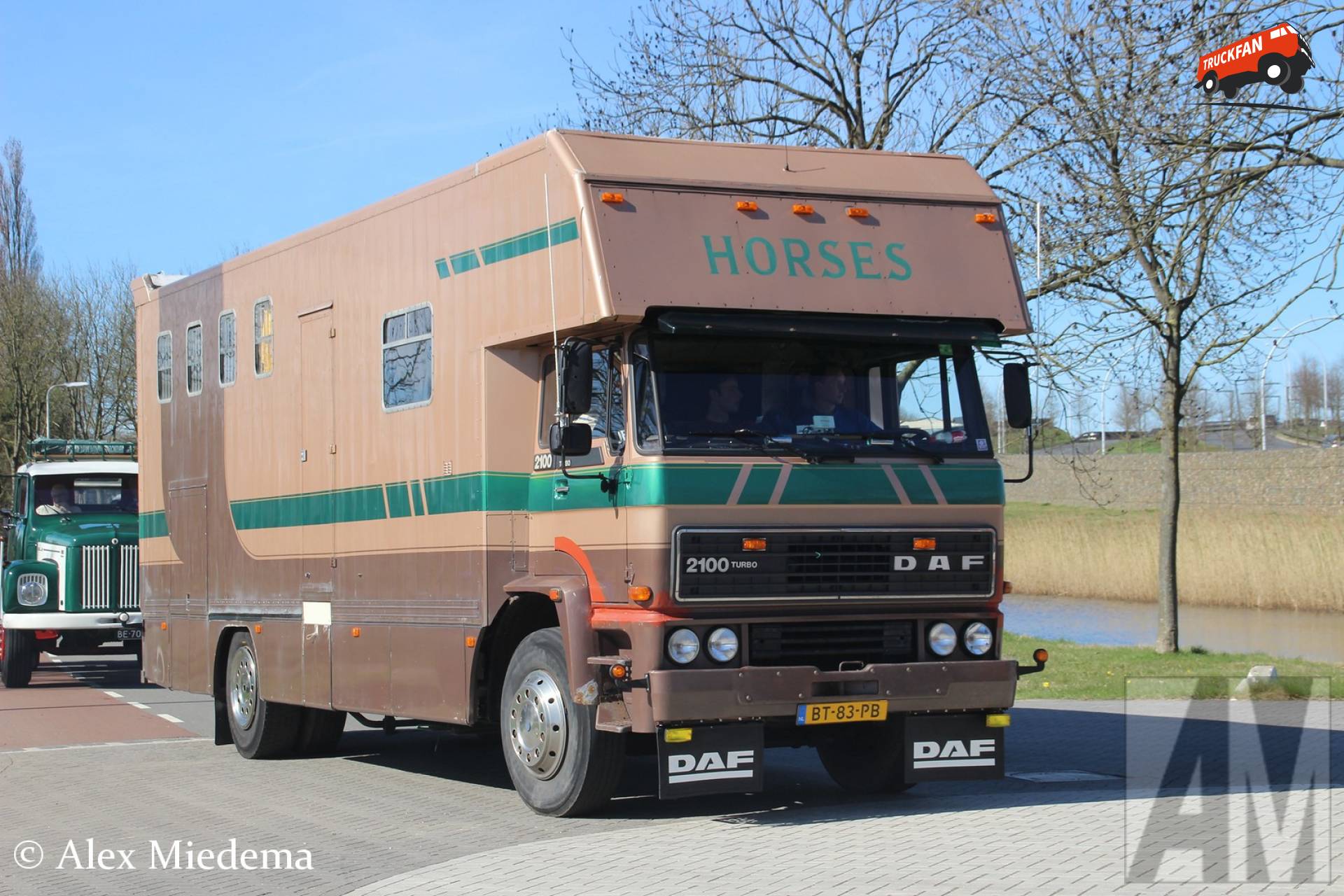 DAF 2100