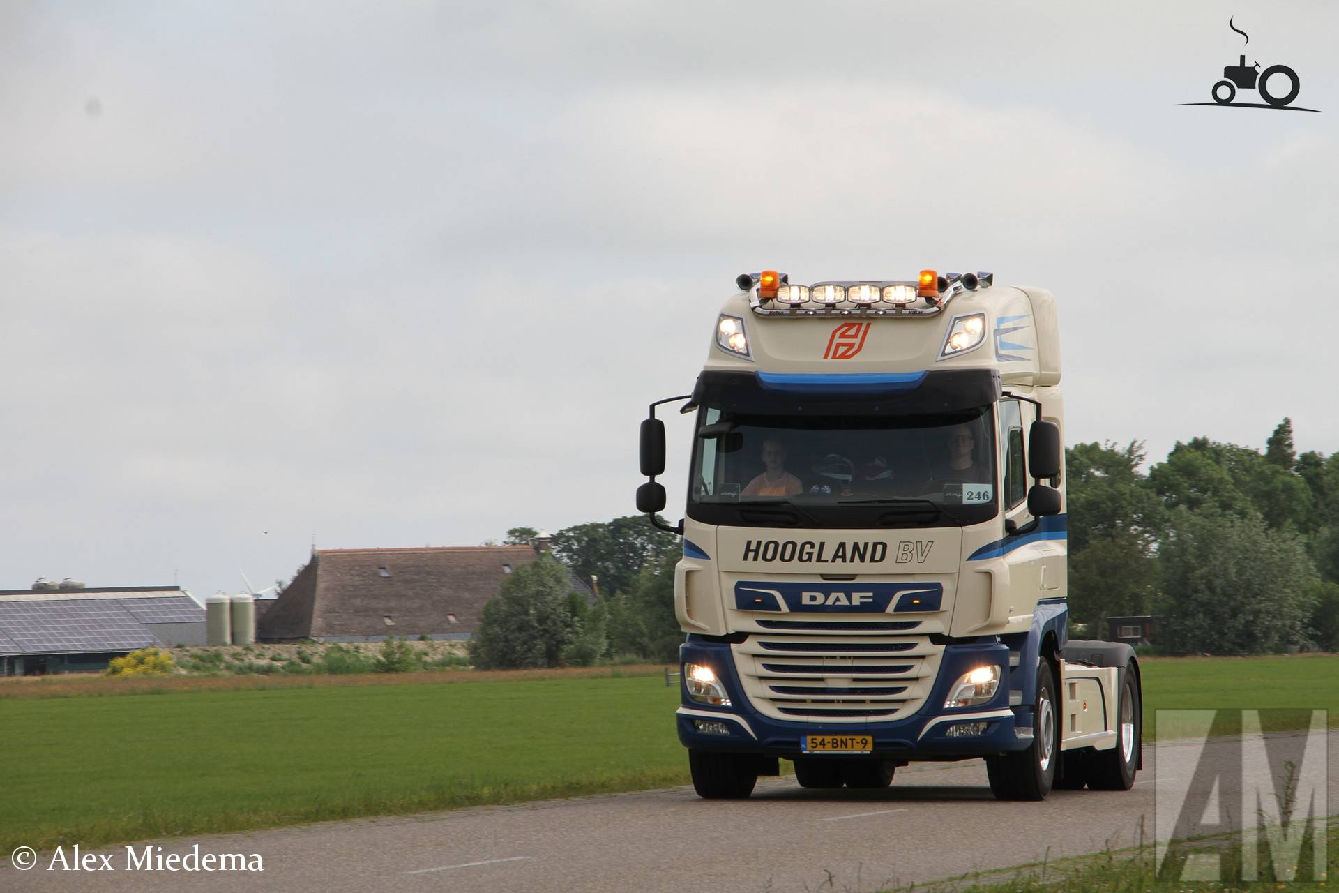 Foto DAF CF Euro 6 Van Hoogland B.V. - TruckFan