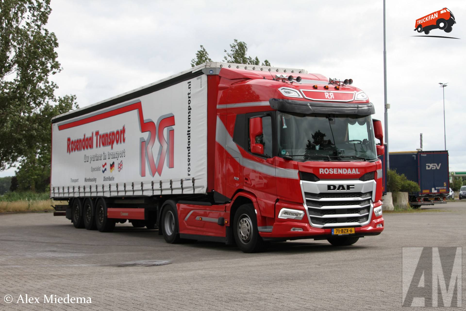 DAF XD