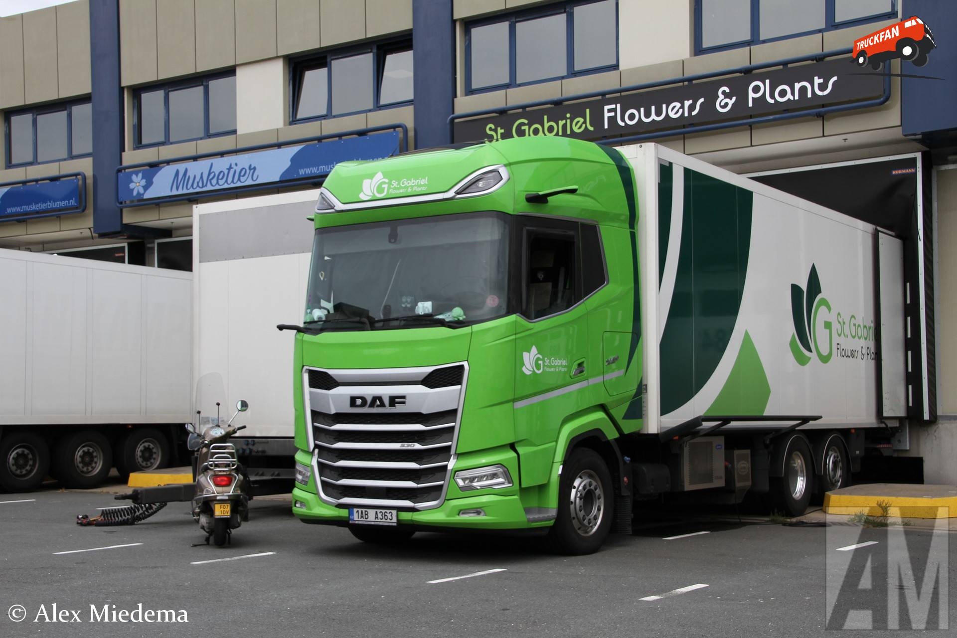 DAF XG+