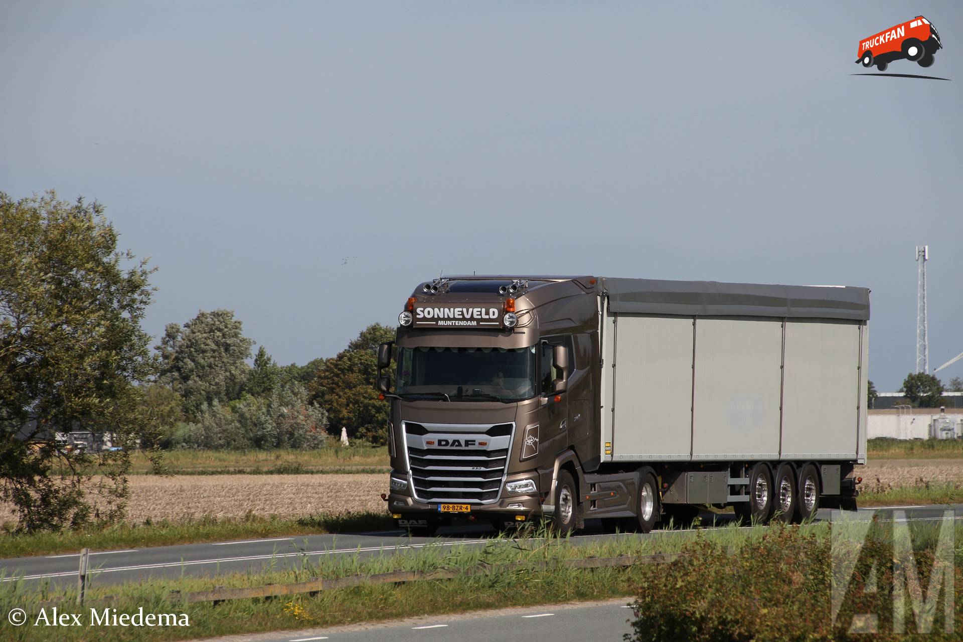 DAF XG+