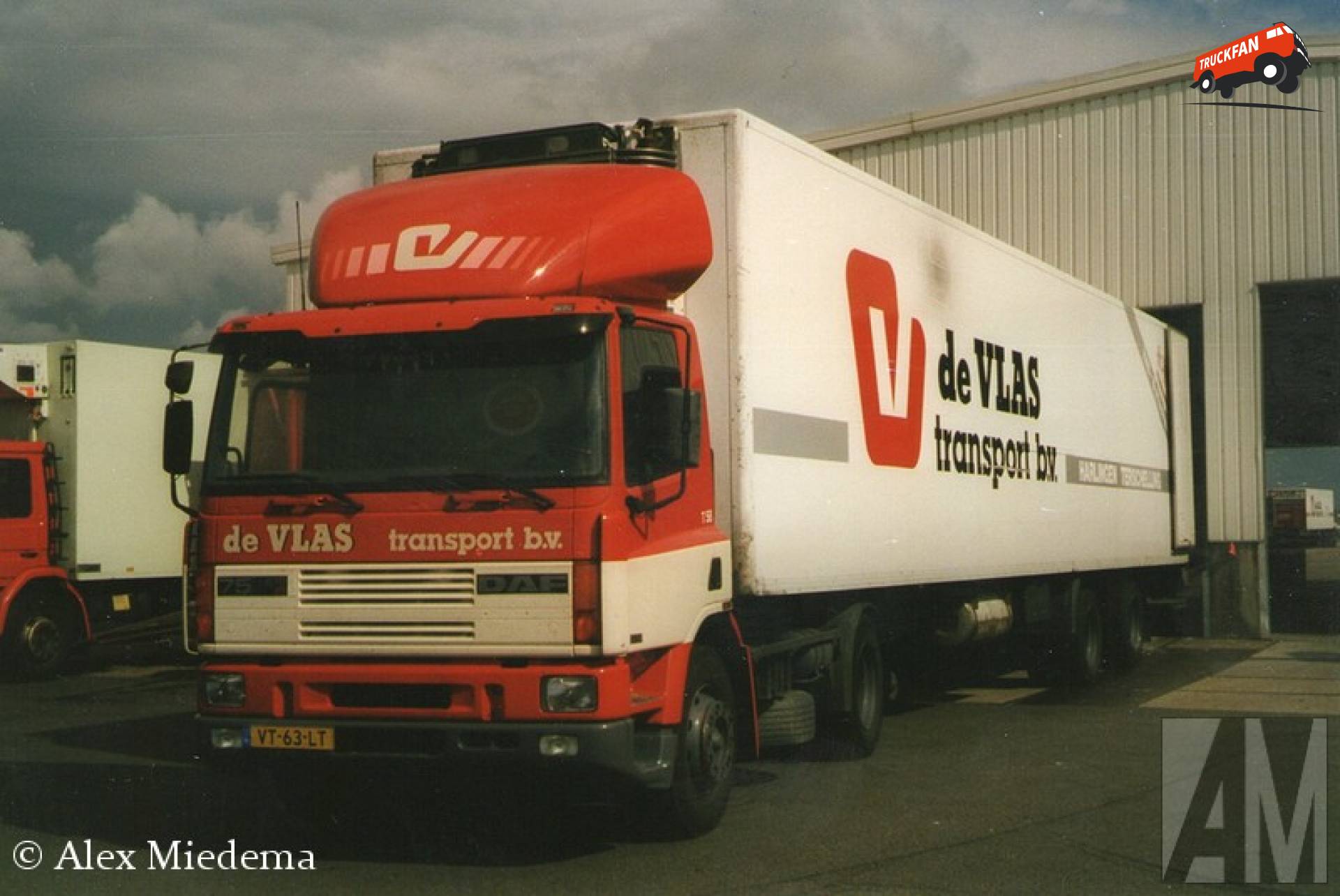 DAF 75