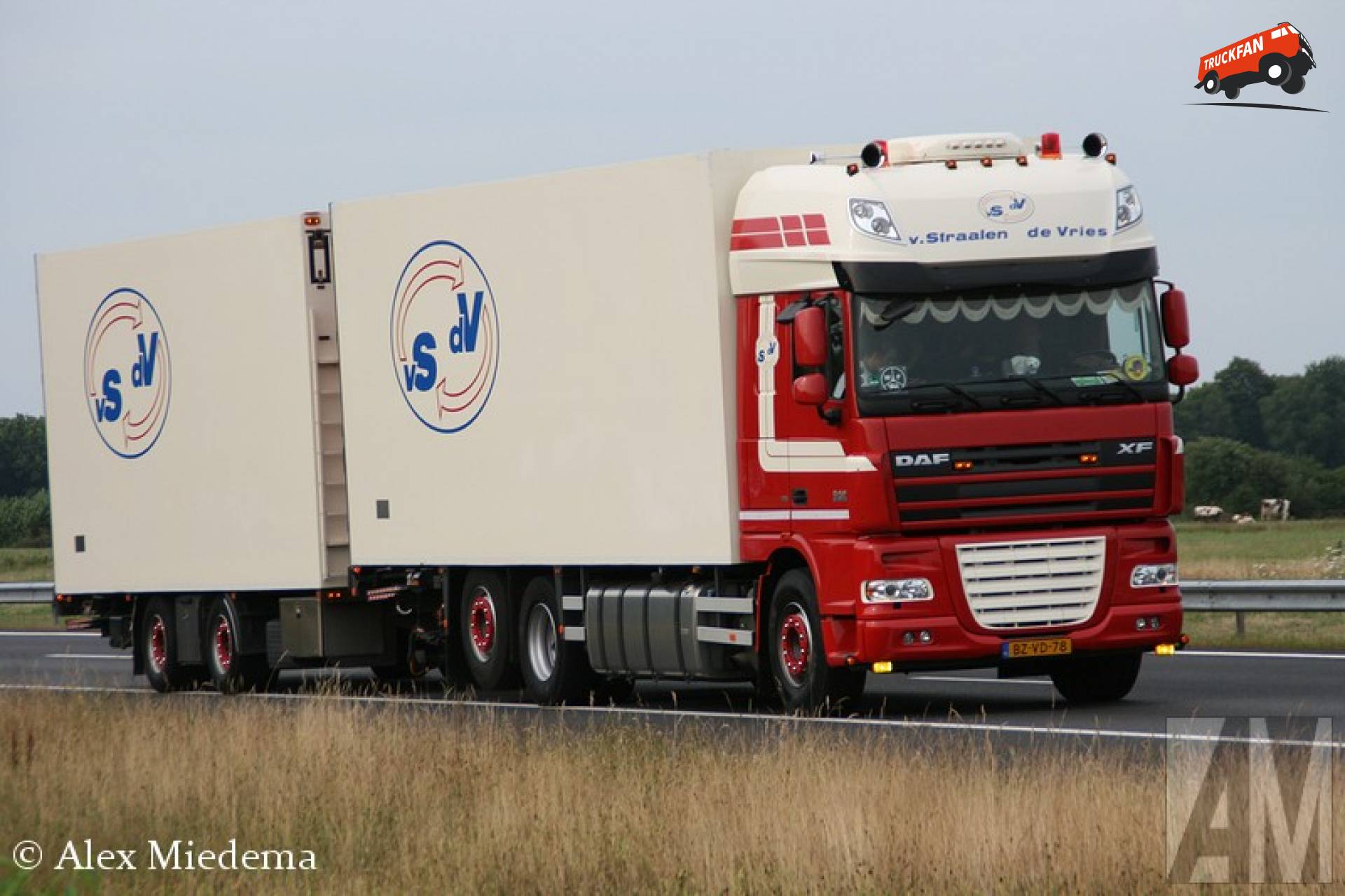 DAF XF105