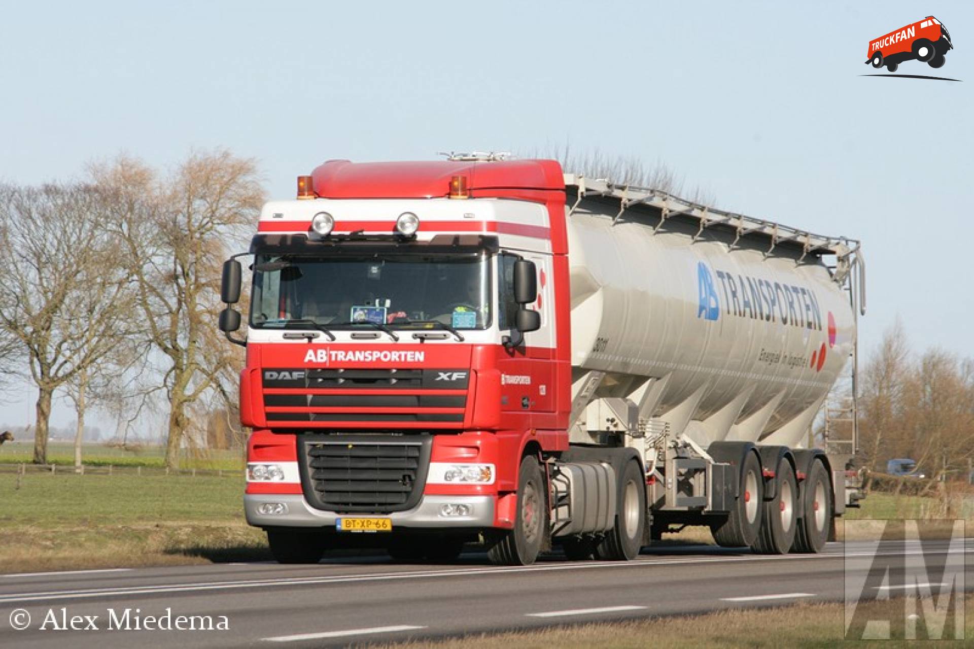 DAF XF105