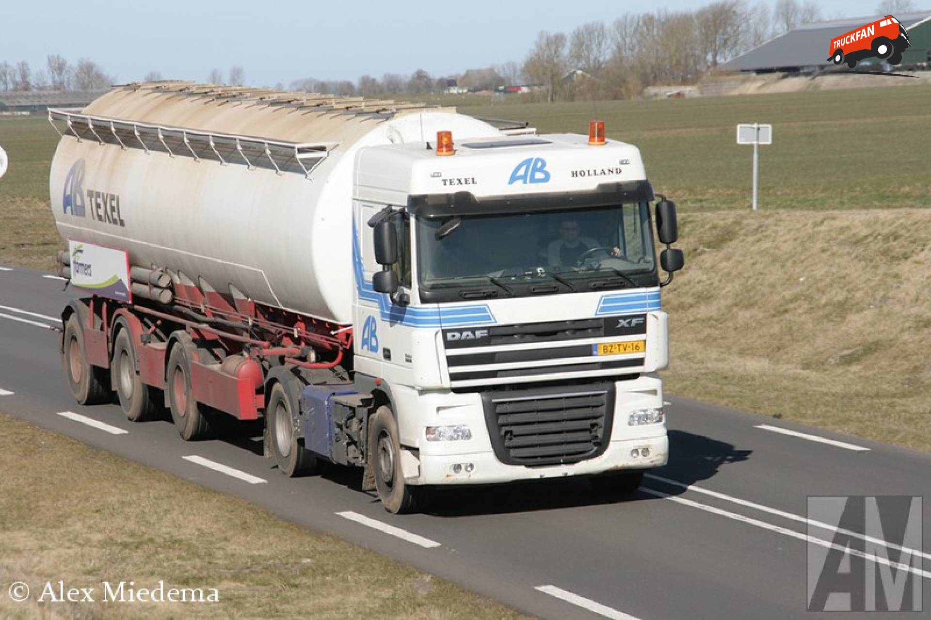 Foto DAF XF105 Van AB Texel B.V. - TruckFan